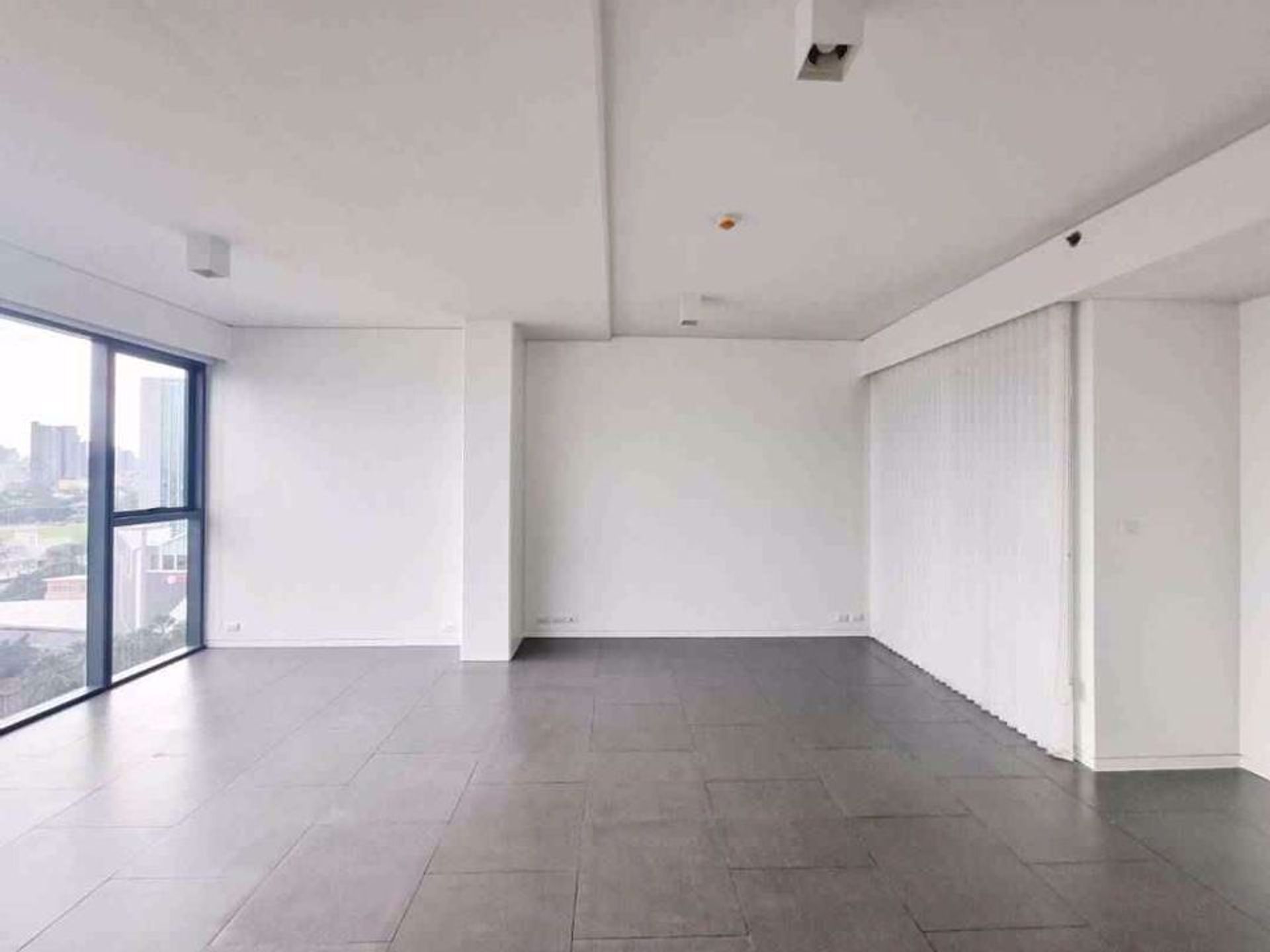 Condominium in Phaya Thai, Krung Thep Maha Nakhon 12209784