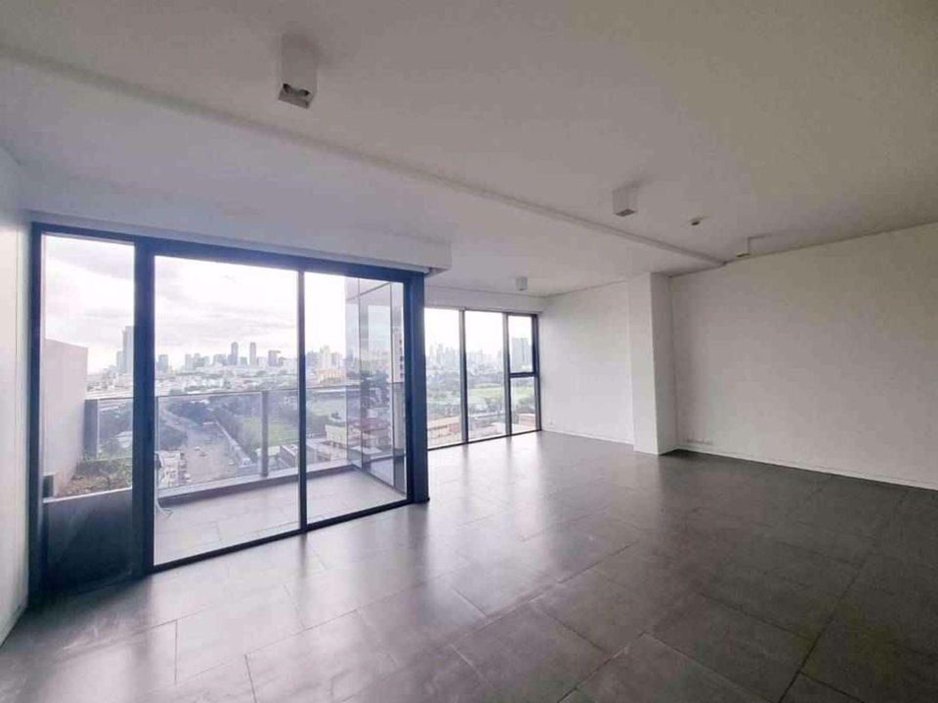 Condominium in Phaya Thai, Krung Thep Maha Nakhon 12209784