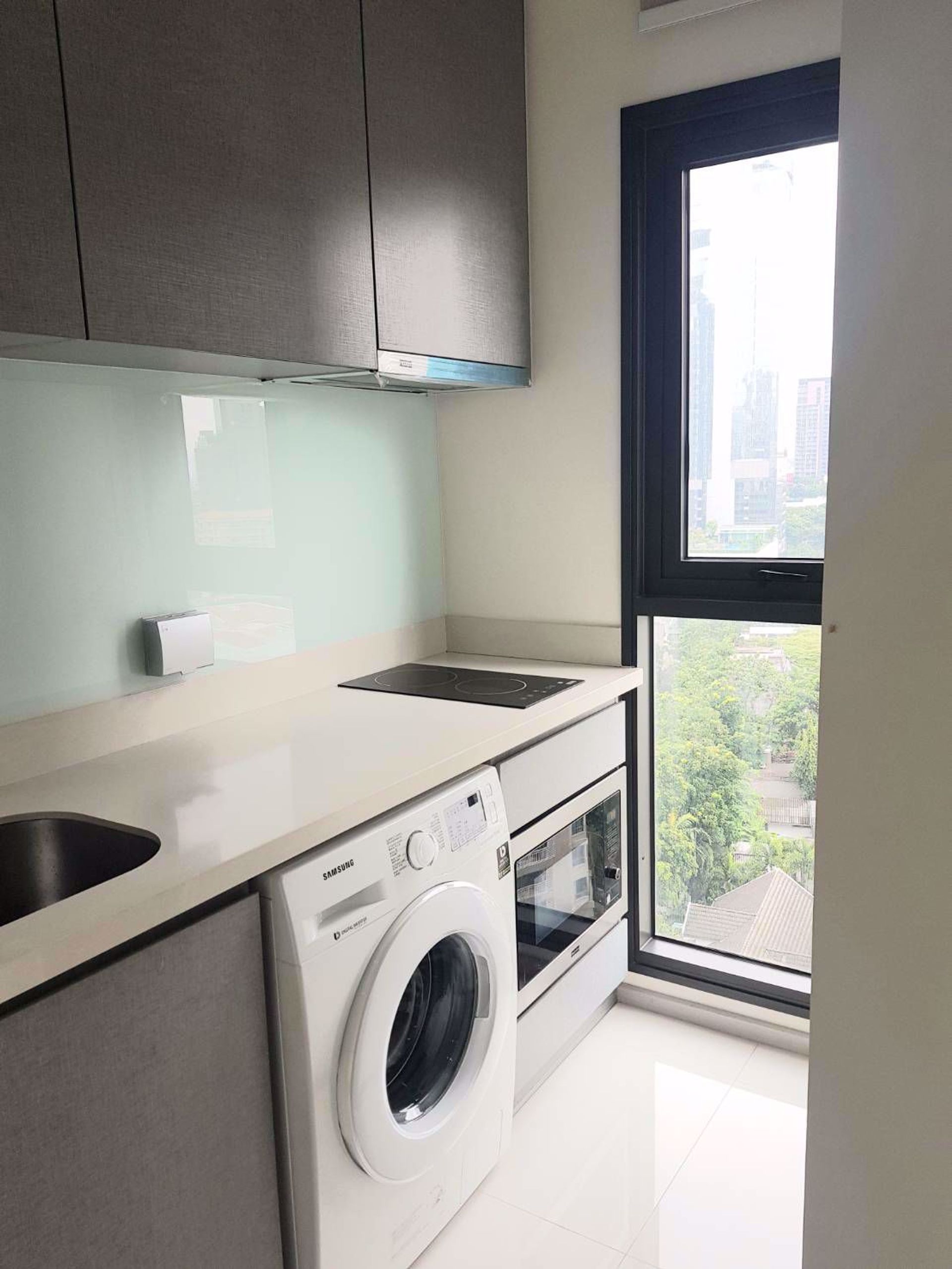 Condominio en Khlong Toei, Krung Thep Maha Nakhon 12209832