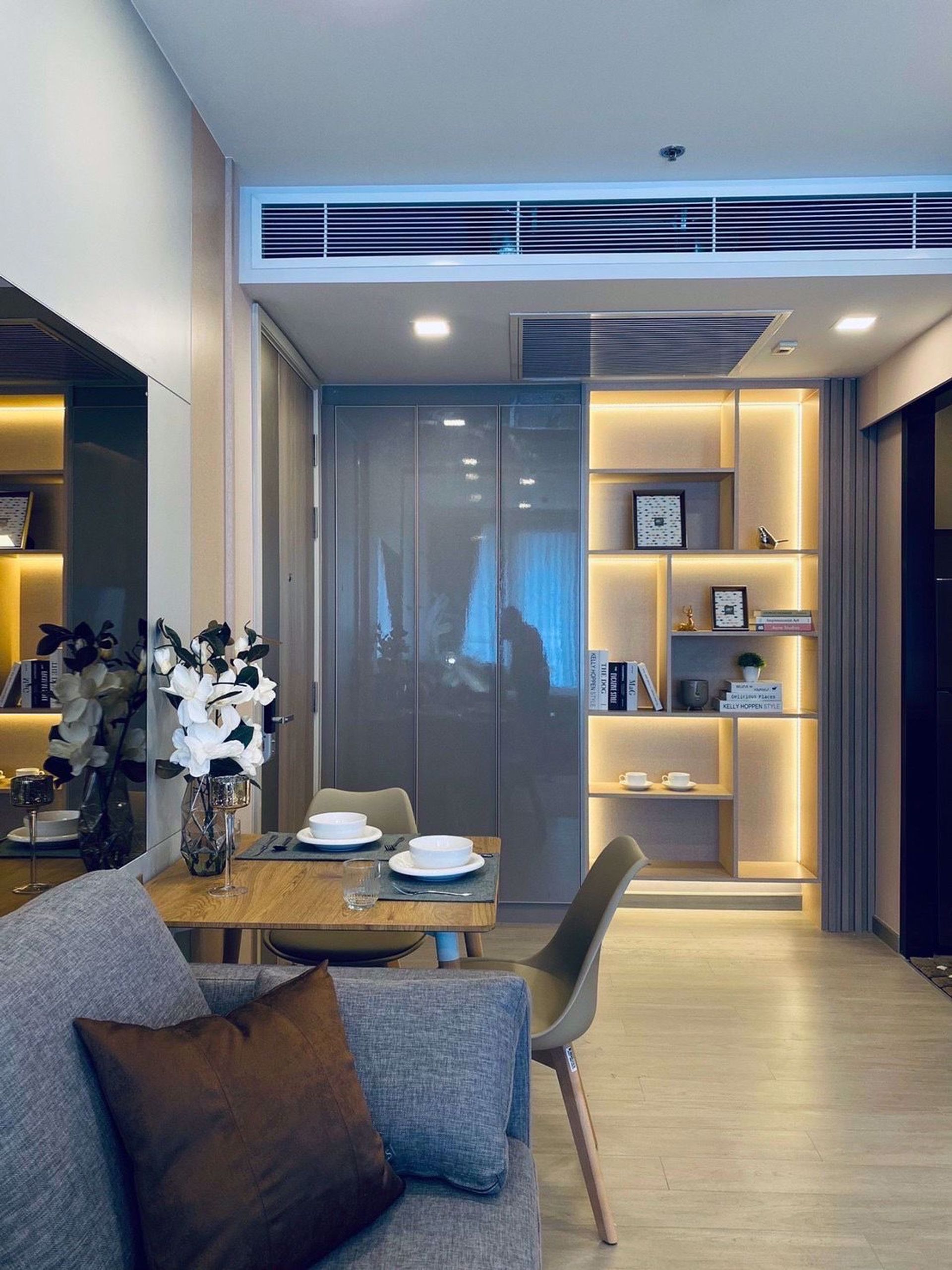 Condominium in Ban Na Lied, Krung Thep Maha Nakhon 12209973