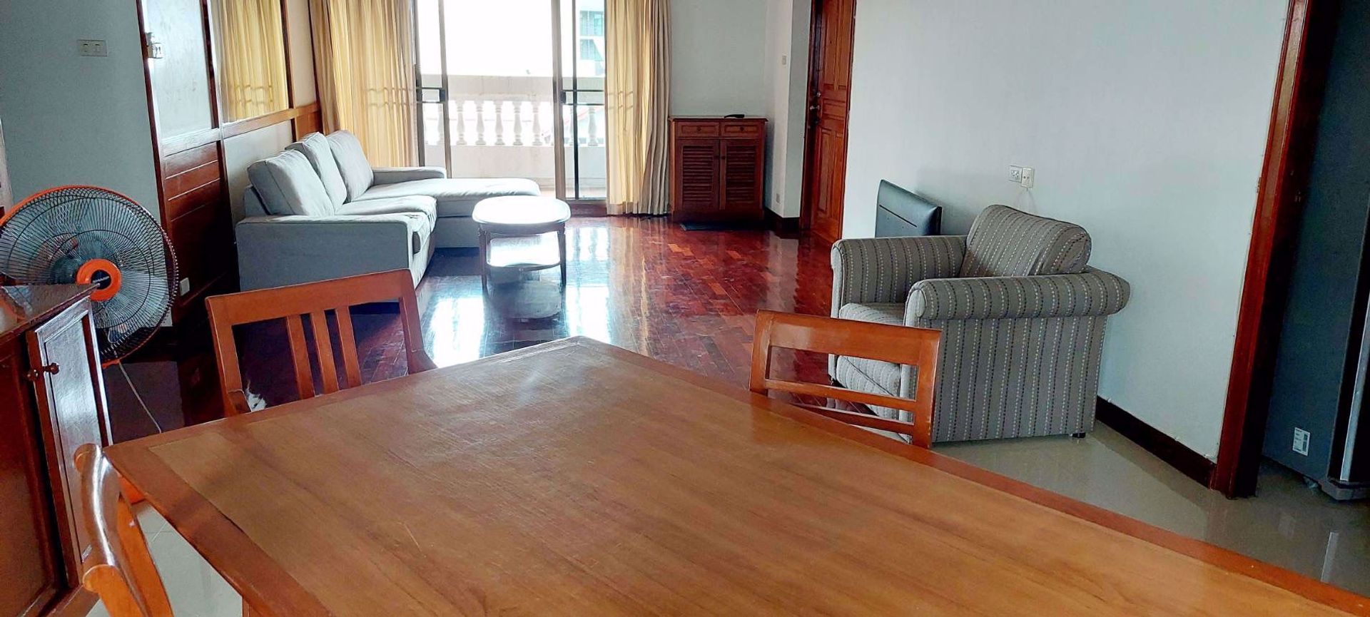 Condominium in Ban Na Song, Krung Thep Maha Nakhon 12210173