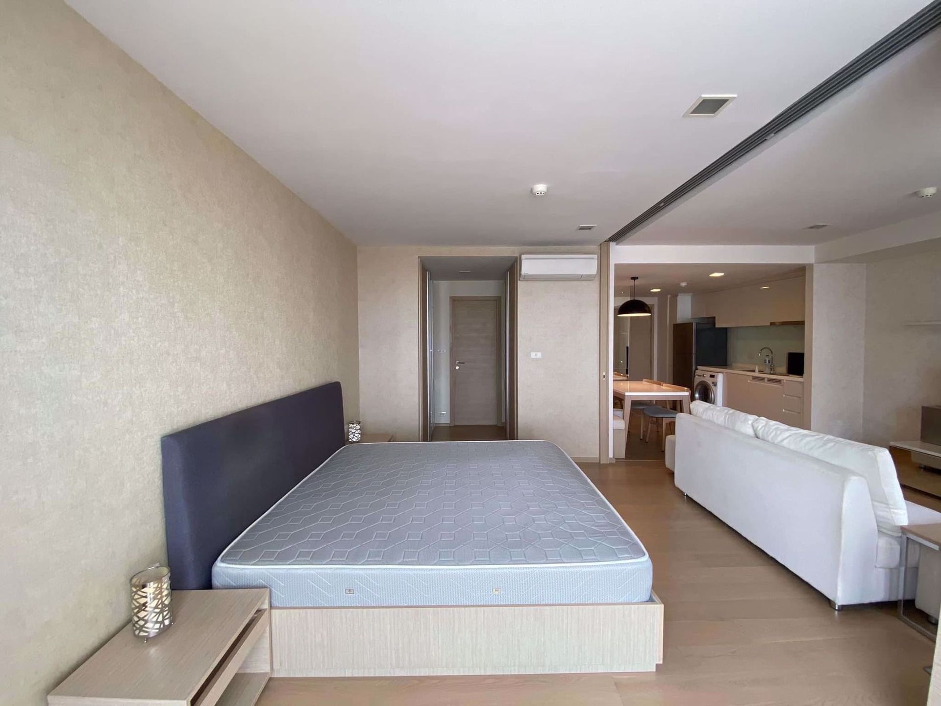 Condominium in Watthana, Krung Thep Maha Nakhon 12210303