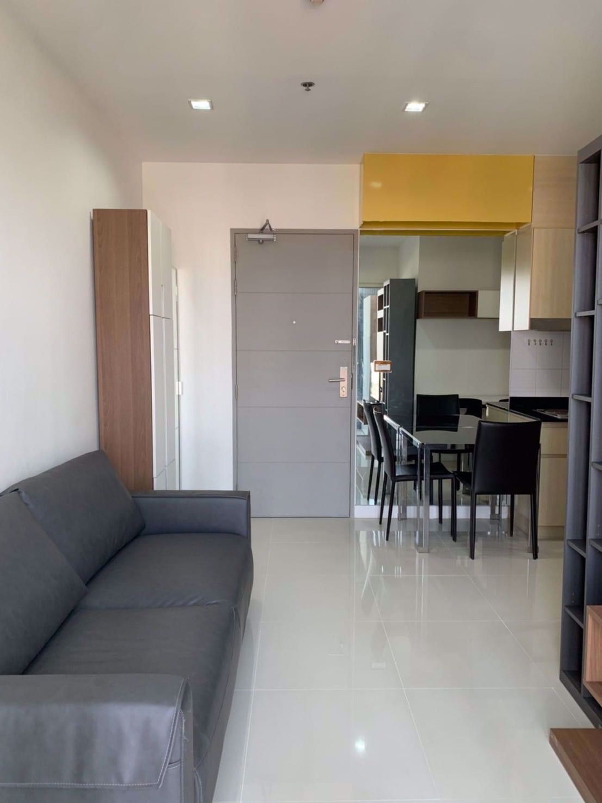 Condominio en Phra Khanong, Krung Thep Maha Nakhon 12210342