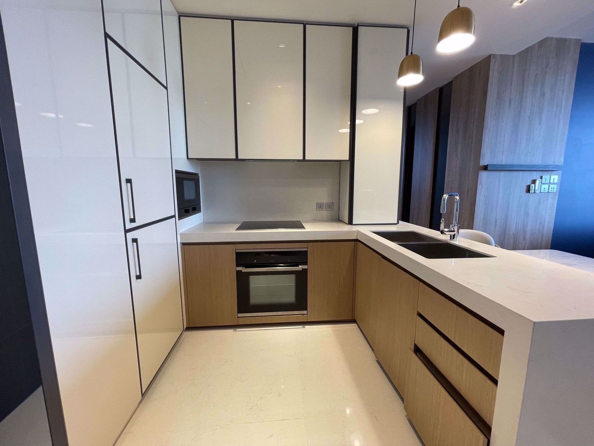 Condominio nel Khlong Toei, Krung Thep Maha Nakhon 12210355