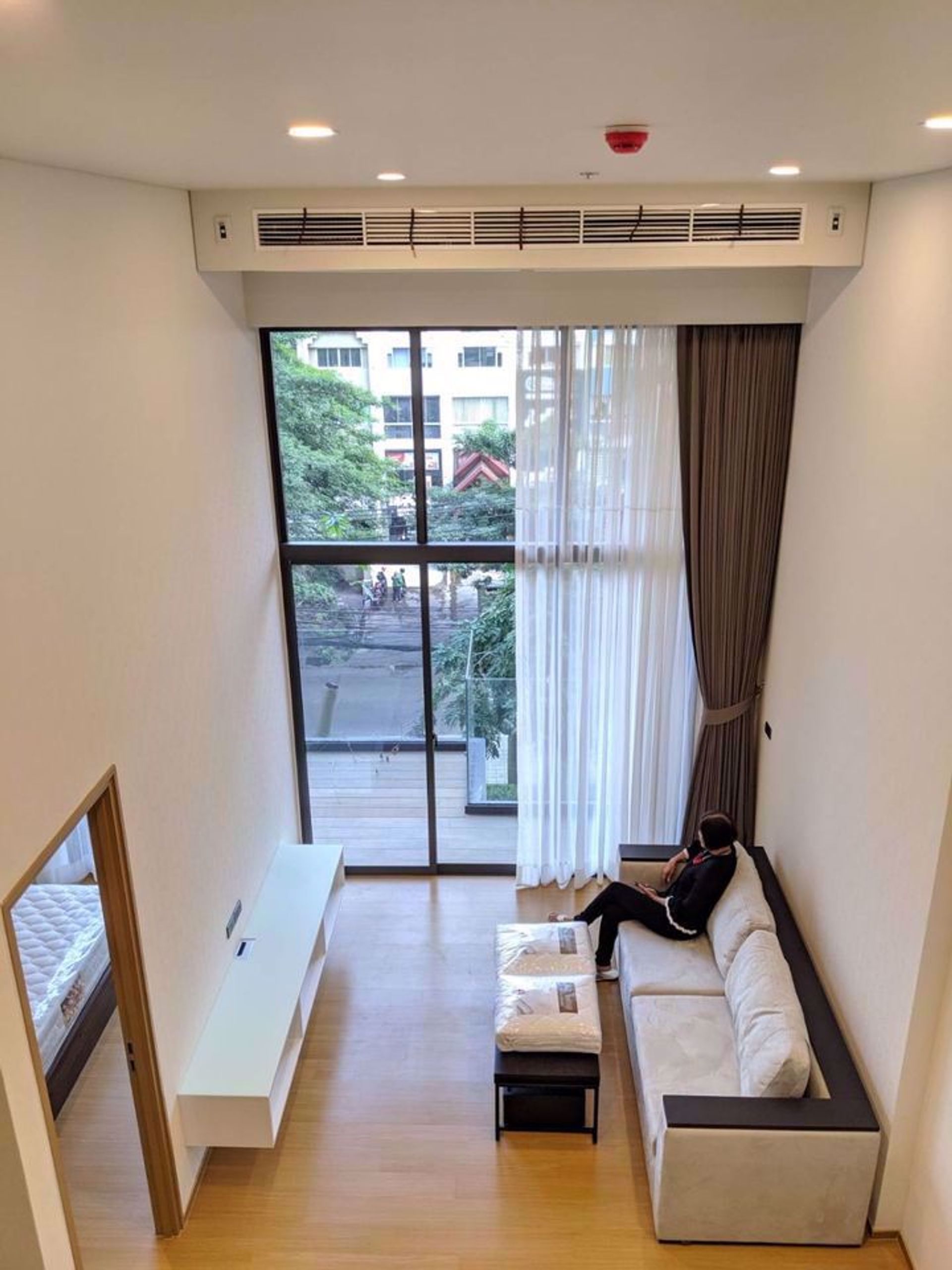 Condominium in Watthana, Krung Thep Maha Nakhon 12210386