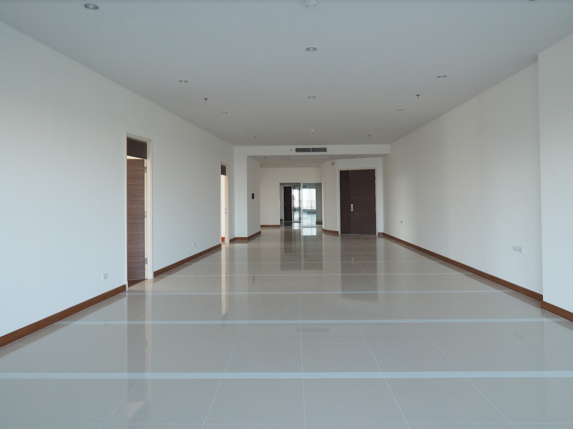 Condominium in Chong Nonsi, Krung Thep Maha Nakhon 12210803