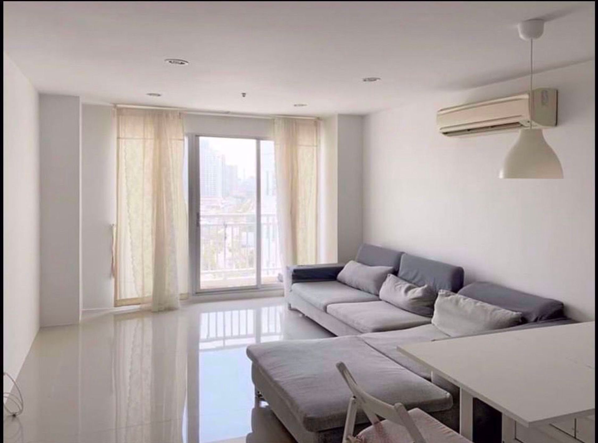 Condominio en Phra Khanong, Krung Thep Maha Nakhon 12210969