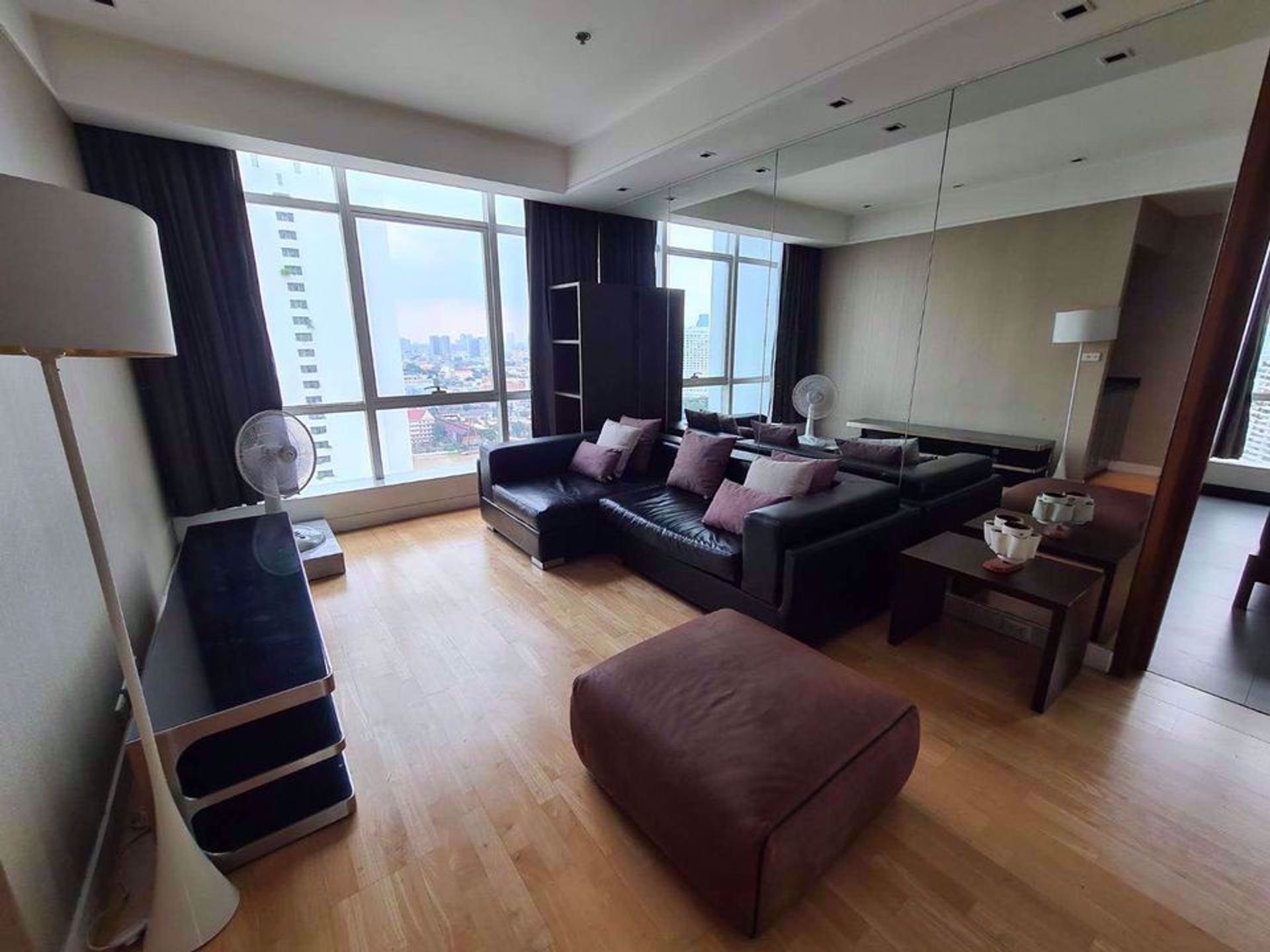 Condominium dans Descendre, Krung Thep Maha Nakhon 12211093