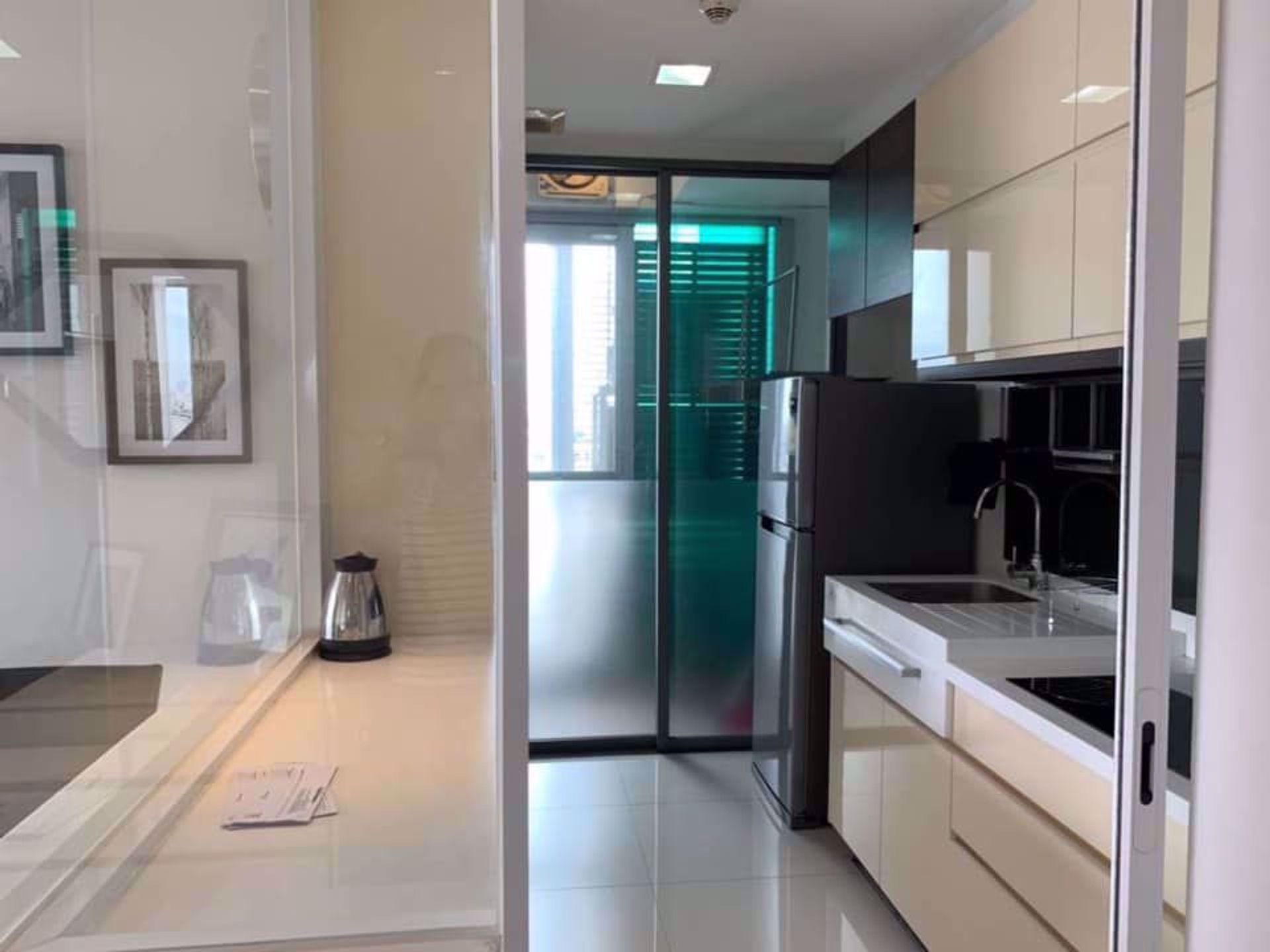 Condominium in Phra Khanong, Krung Thep Maha Nakhon 12211137