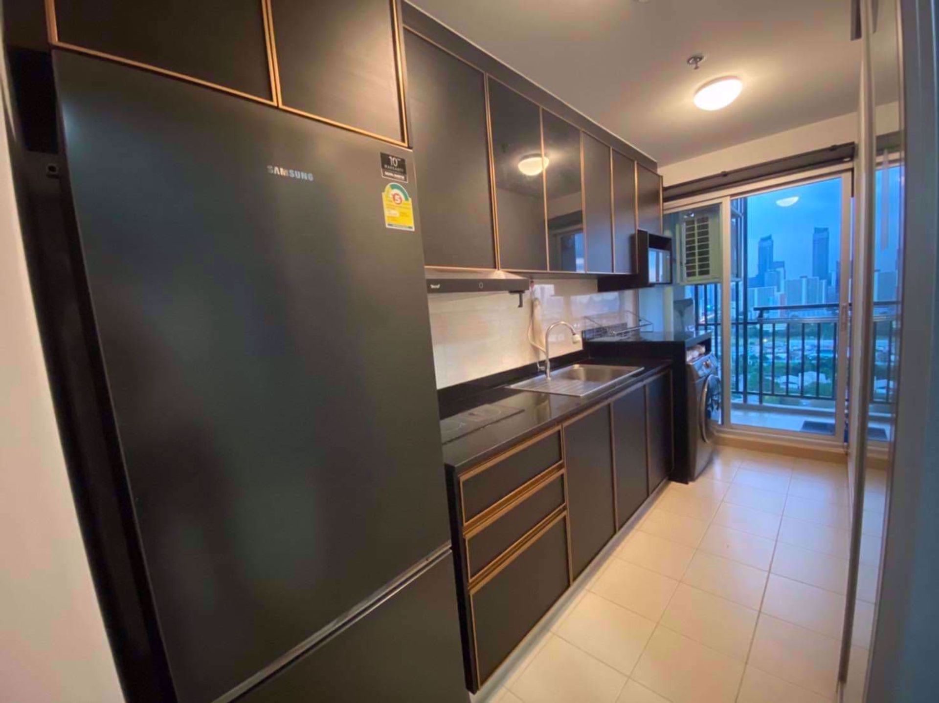 Condominio en Ban Na Song, Krung Thep Maha Nakhon 12211187