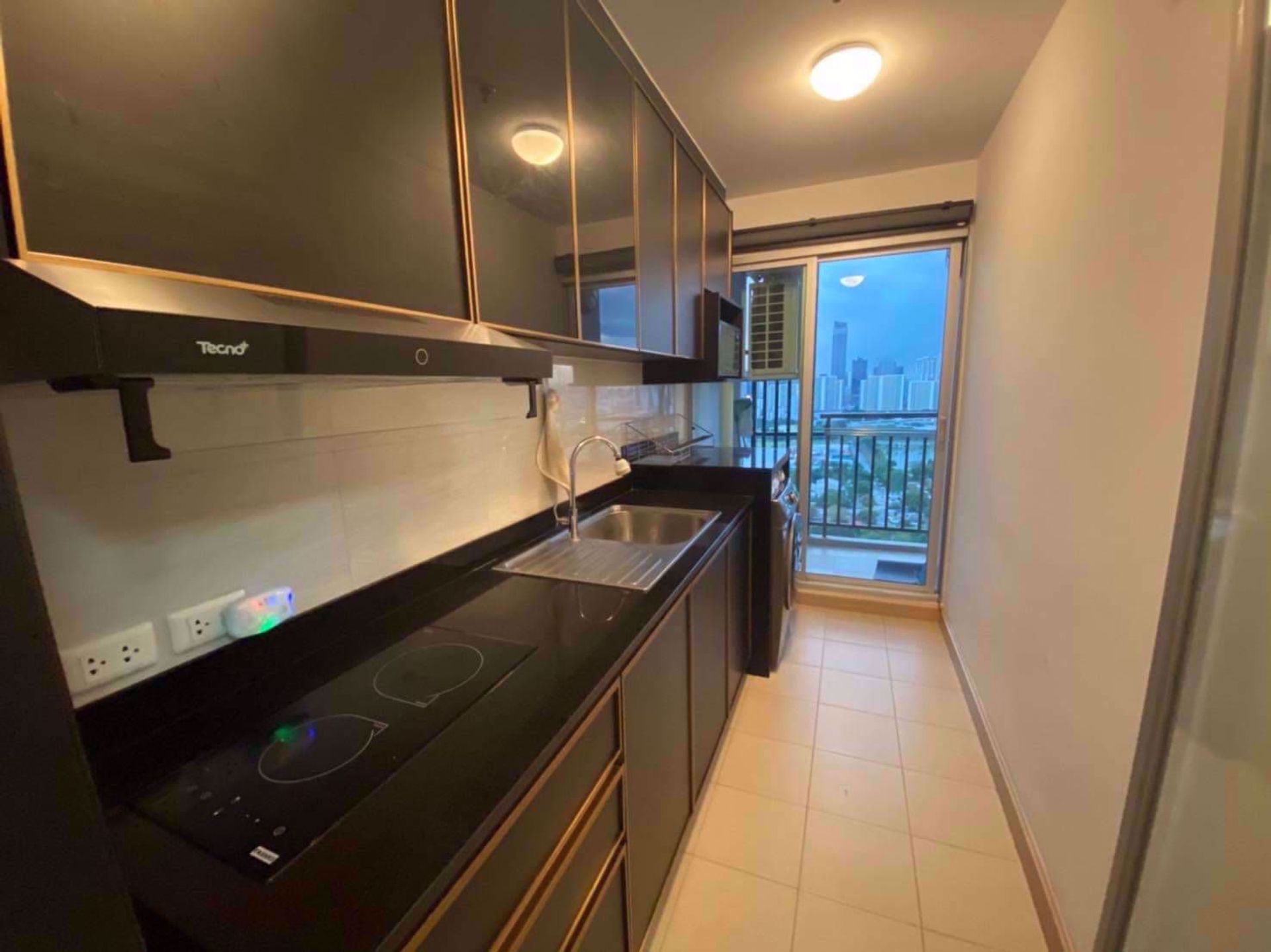 Condominio en Ban Na Song, Krung Thep Maha Nakhon 12211187