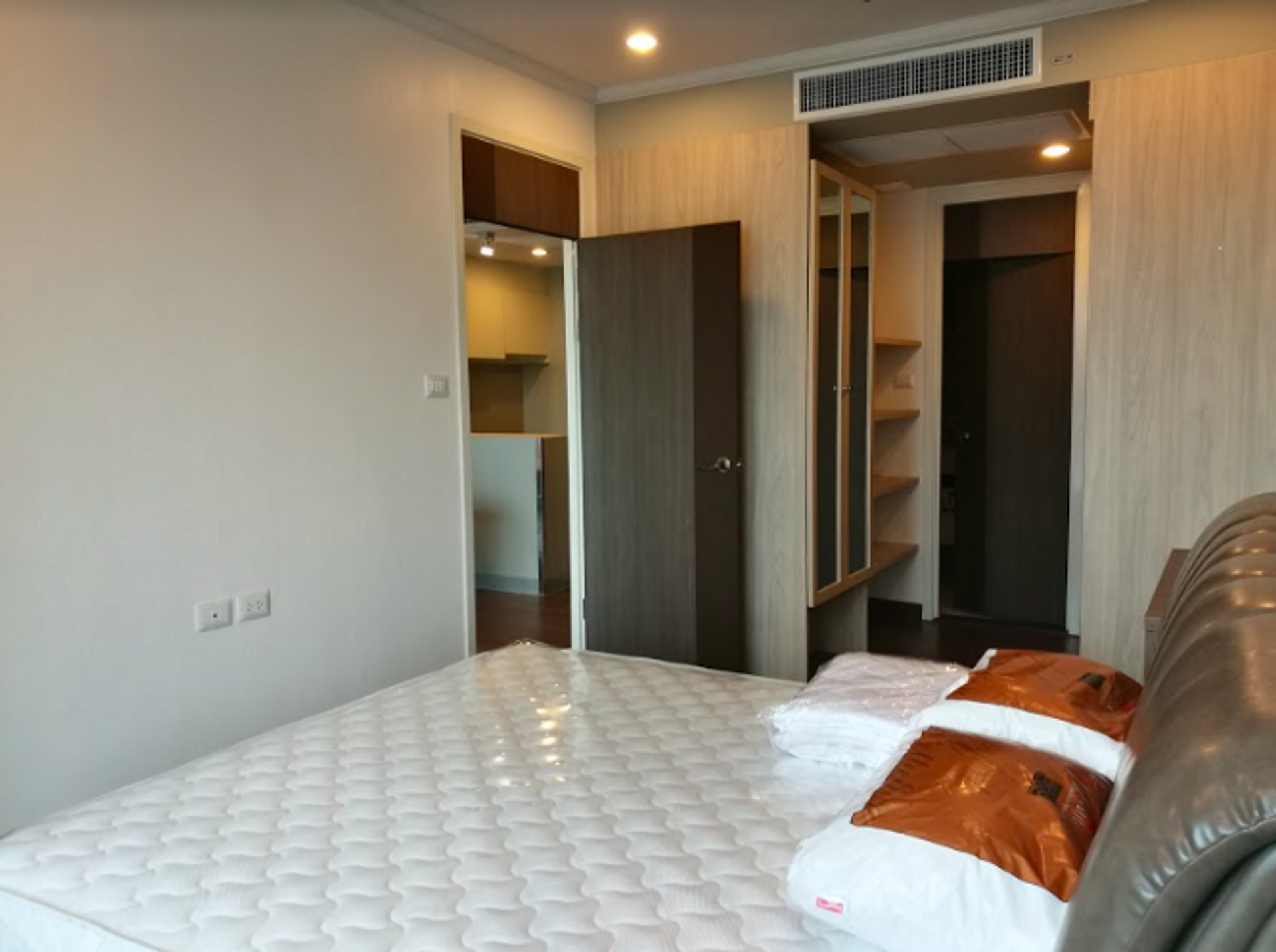 Condominium in , Krung Thep Maha Nakhon 12211278