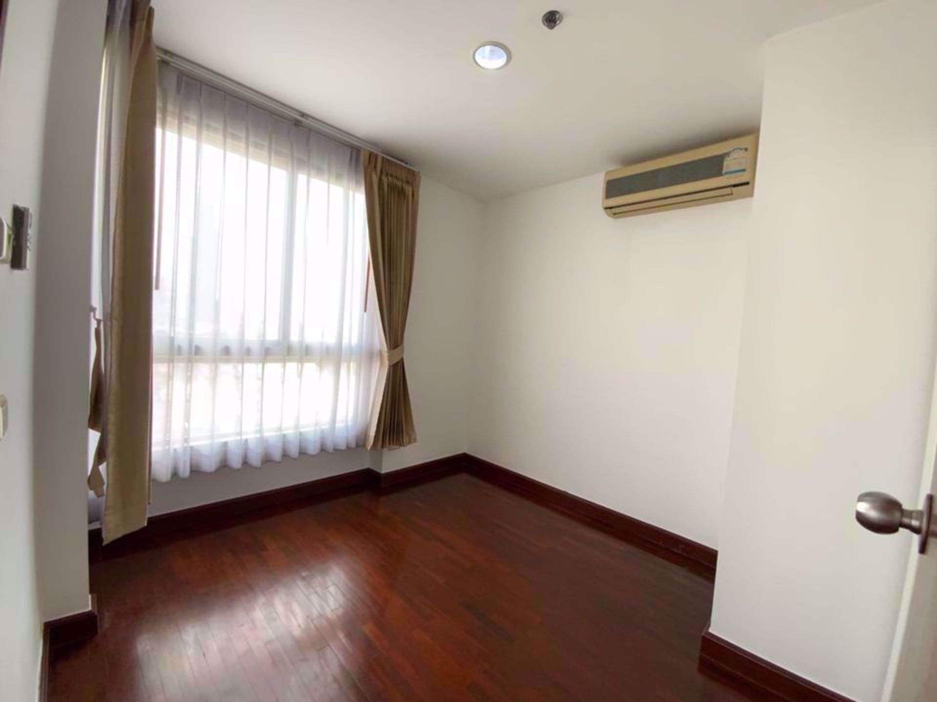 Condominium in , Krung Thep Maha Nakhon 12211352