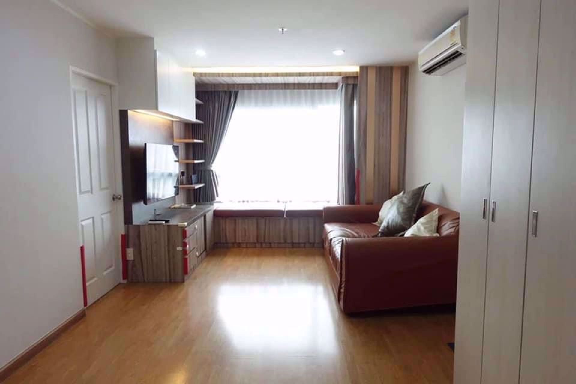 Condominium in , Krung Thep Maha Nakhon 12211511