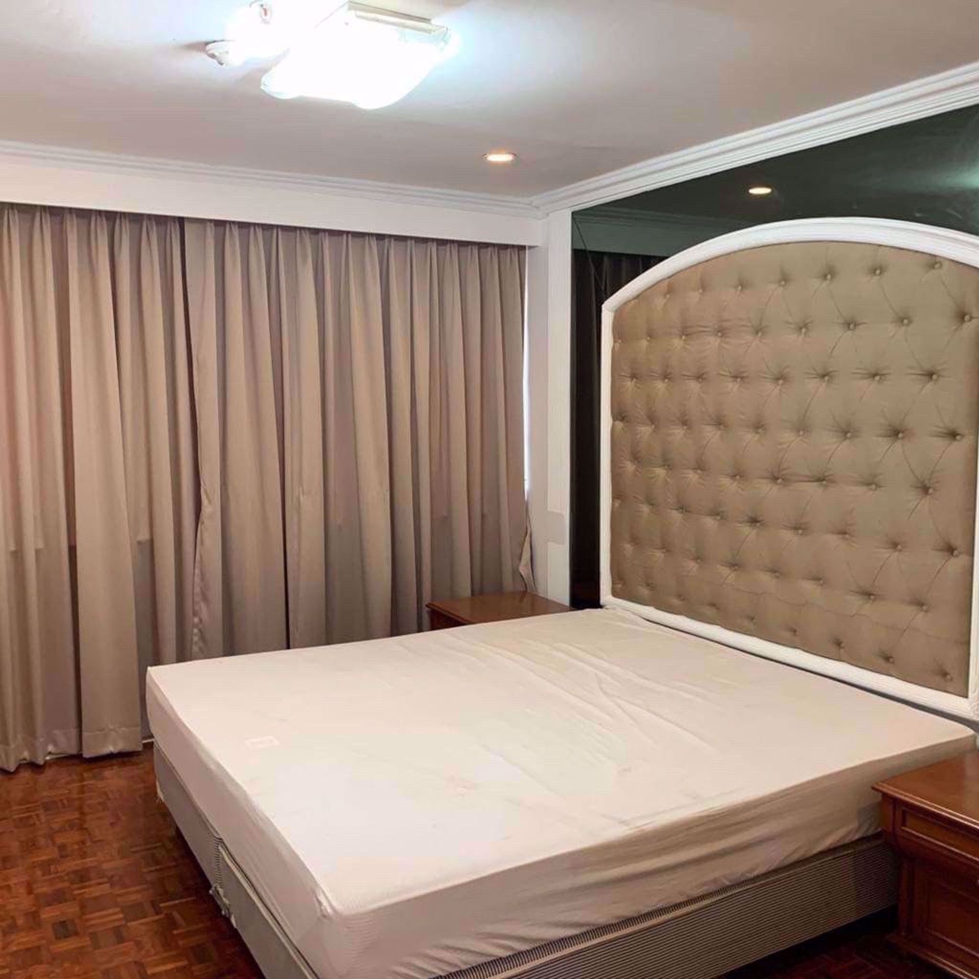 Condominium in Ban Na Song, Krung Thep Maha Nakhon 12211516