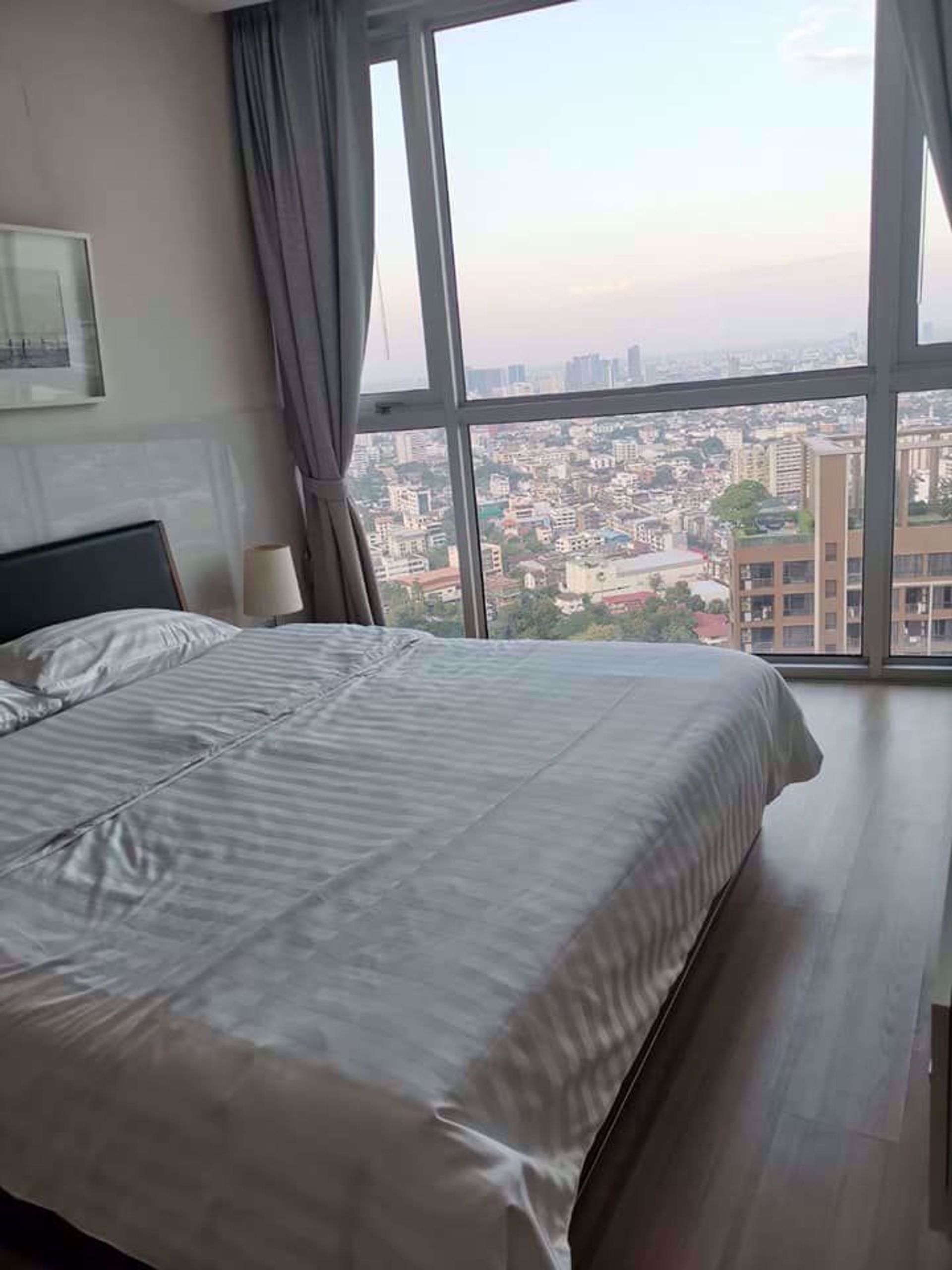 Condominium dans Phra Khanong, Krung Thep Maha Nakhon 12211593