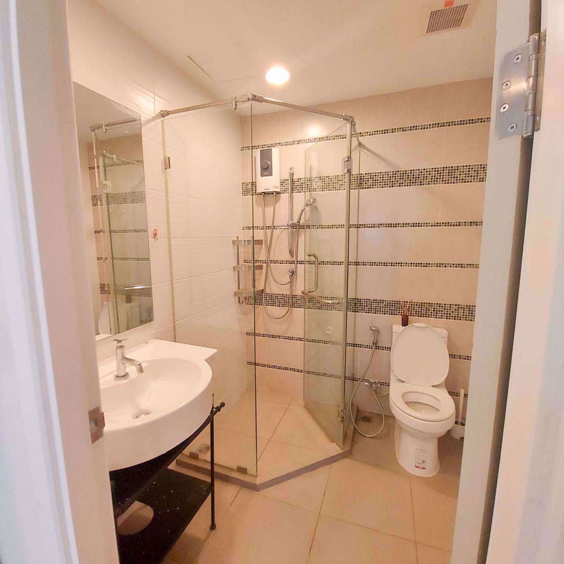 Condominium in , Krung Thep Maha Nakhon 12211645