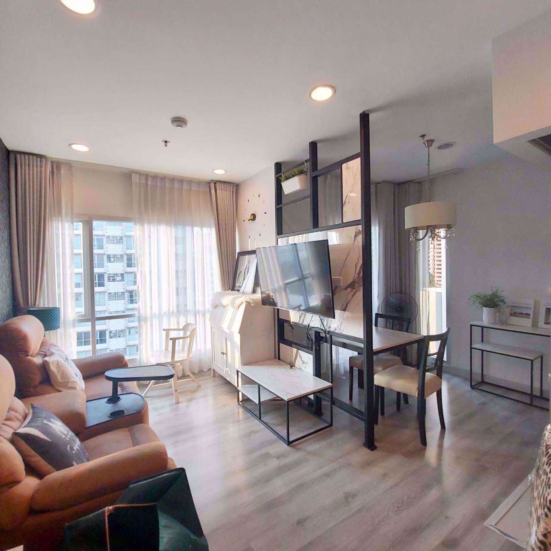 Condominium in Sathon, Krung Thep Maha Nakhon 12211645