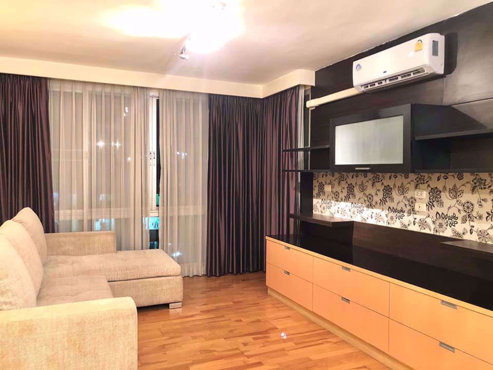 Condominium in Ban Khlong Kacha, Krung Thep Maha Nakhon 12211800