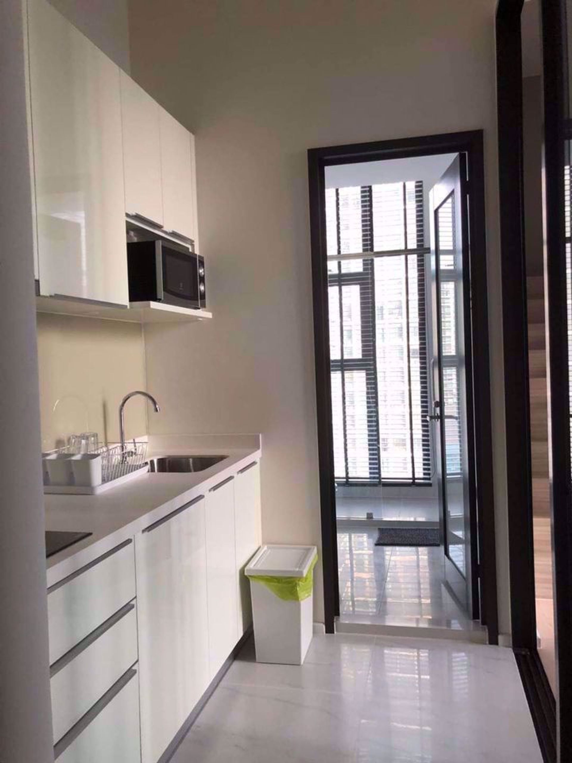 Condominio nel Ban Na canzone, Krung Thep Maha Nakhon 12211821