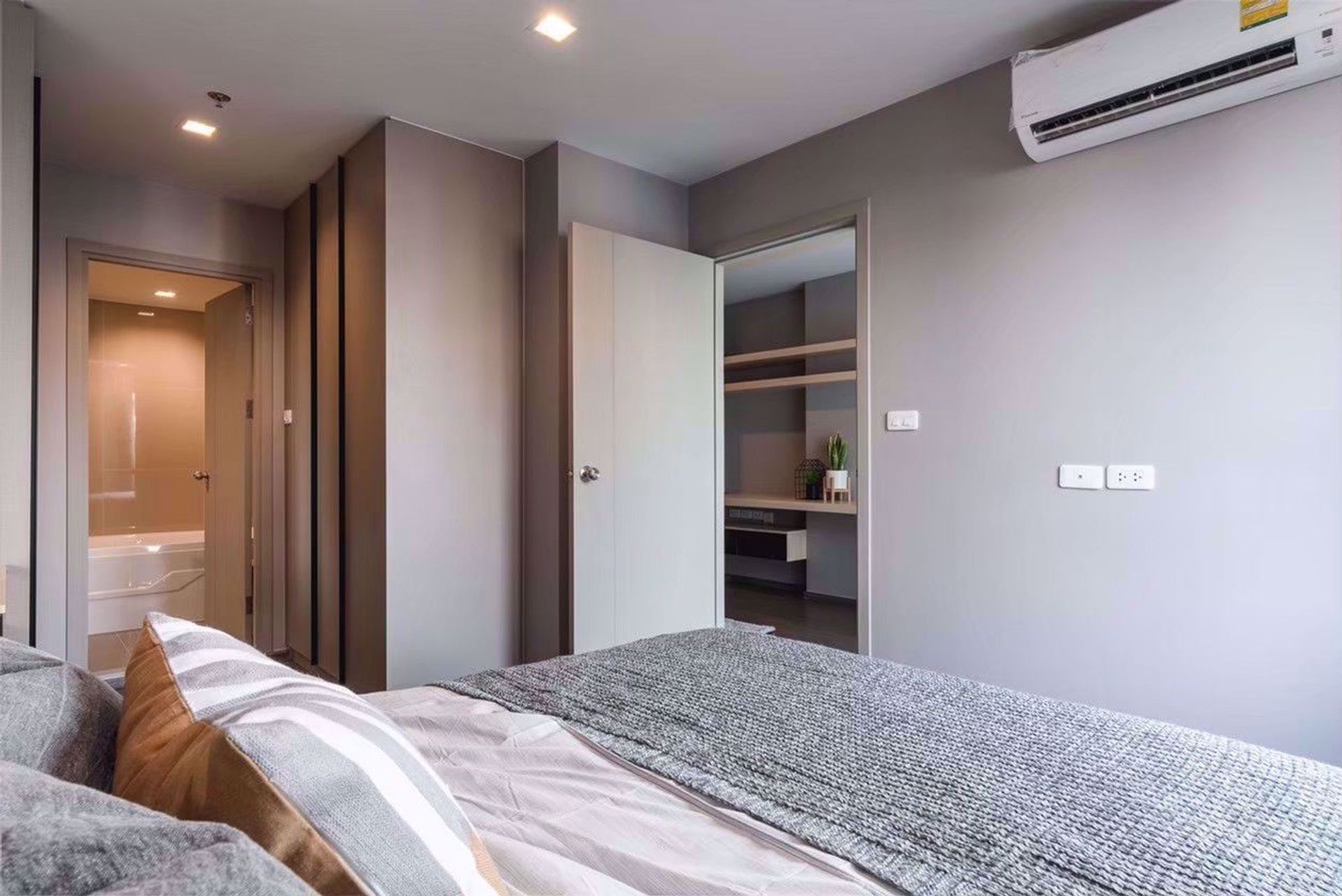 Condominium in , Krung Thep Maha Nakhon 12211834