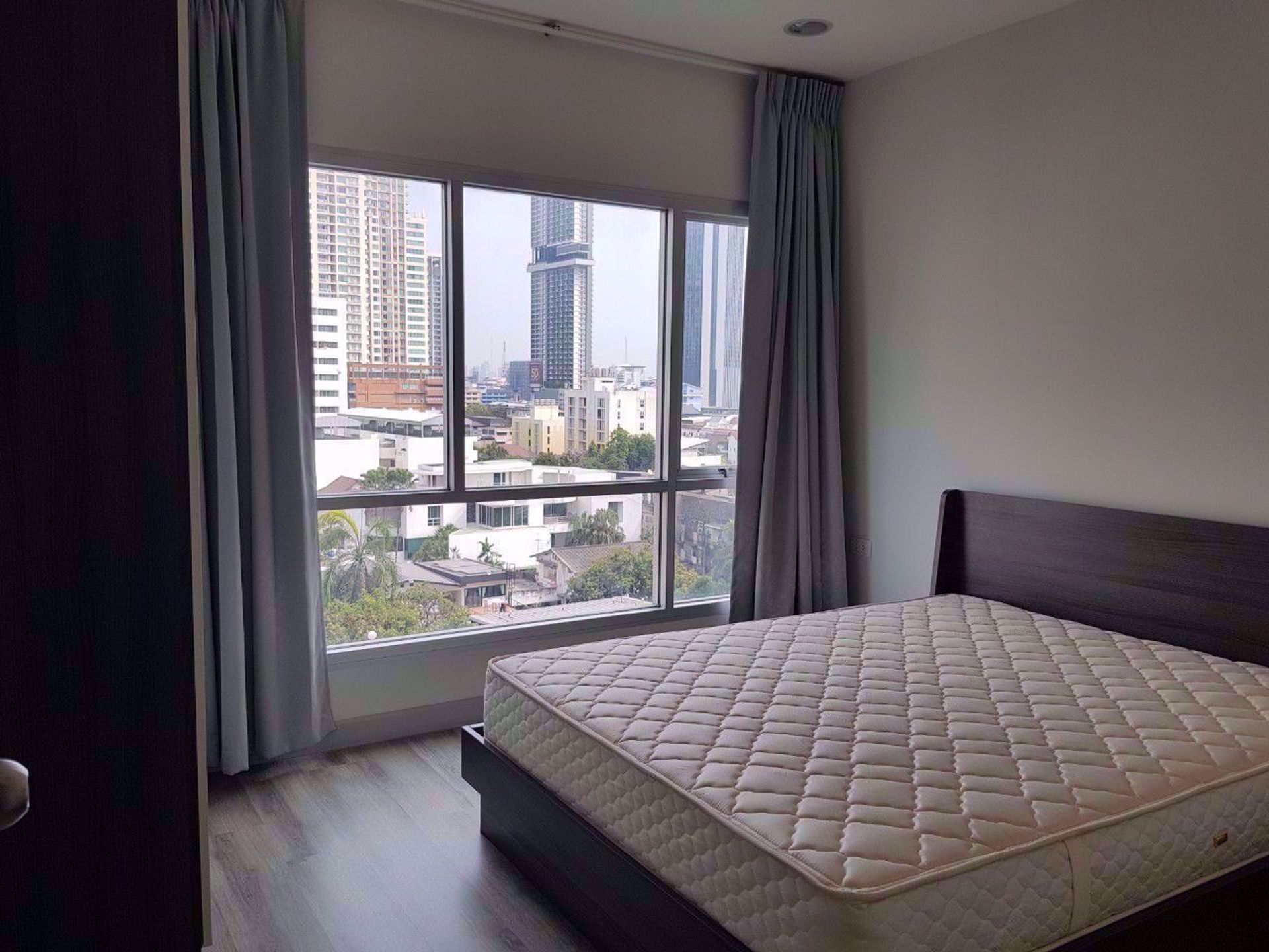 Condominium dans Sathon, Krung Thep Maha Nakhon 12212034