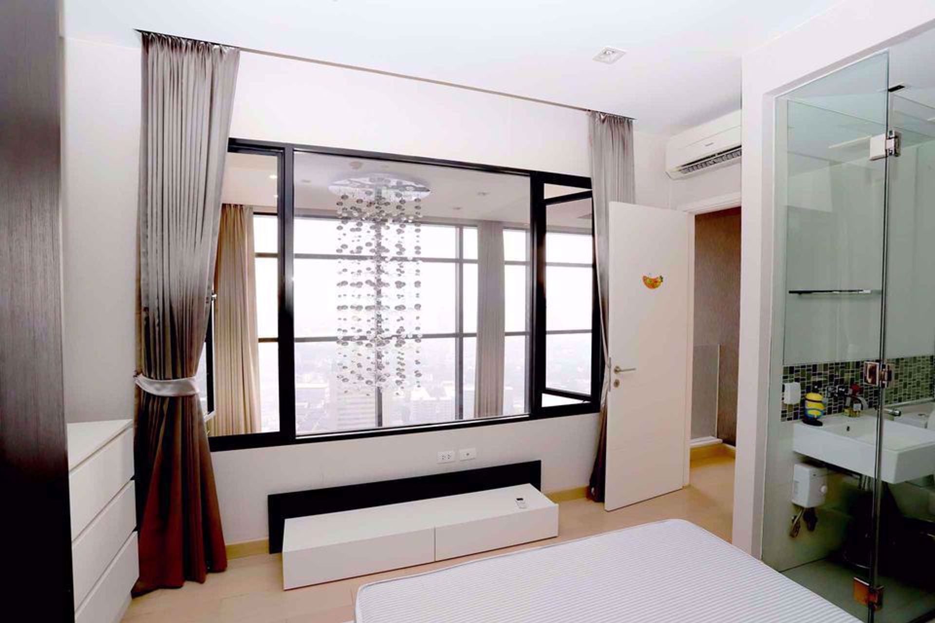 Condominium in , Krung Thep Maha Nakhon 12212247