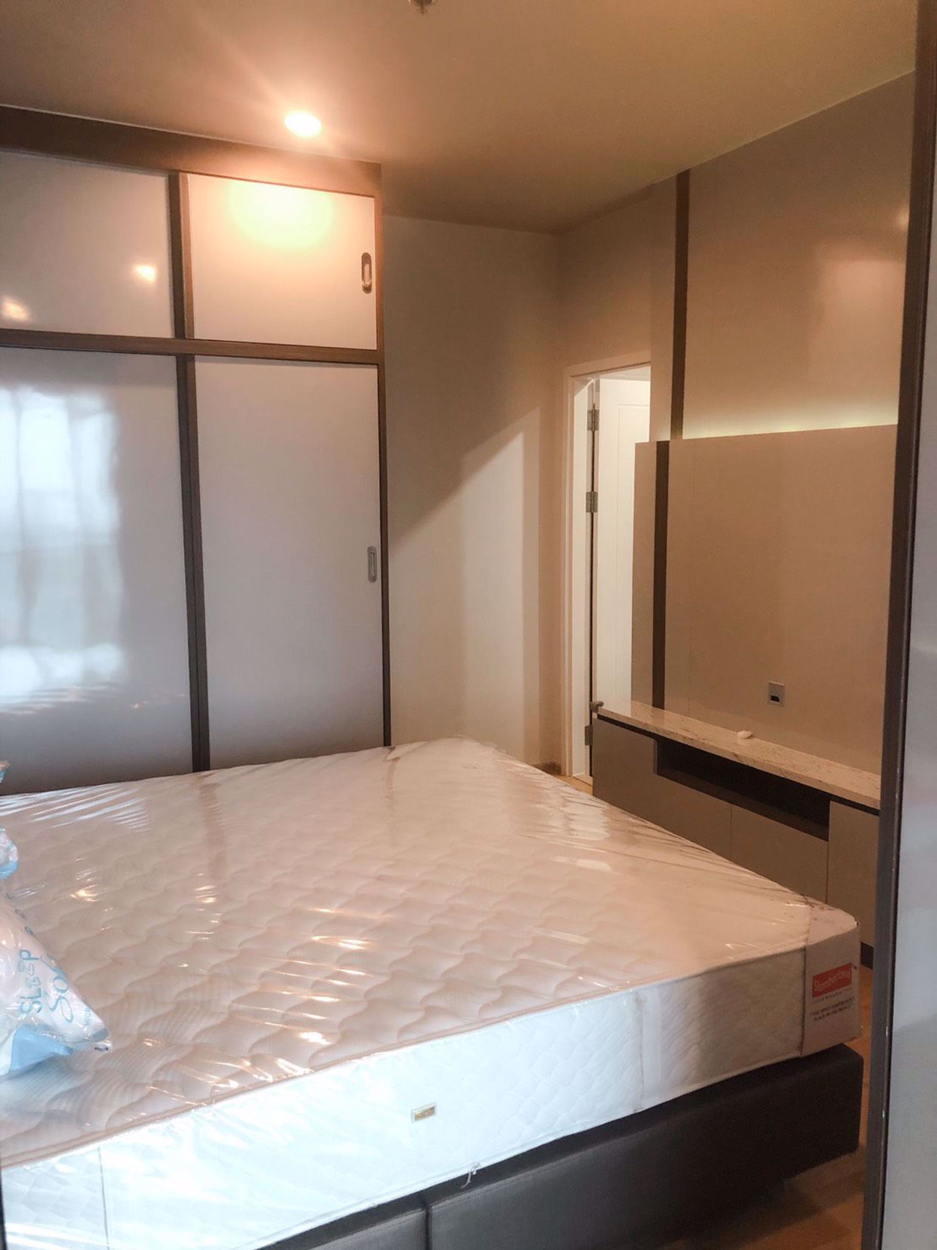 Condominium in Godown, Krung Thep Maha Nakhon 12212289