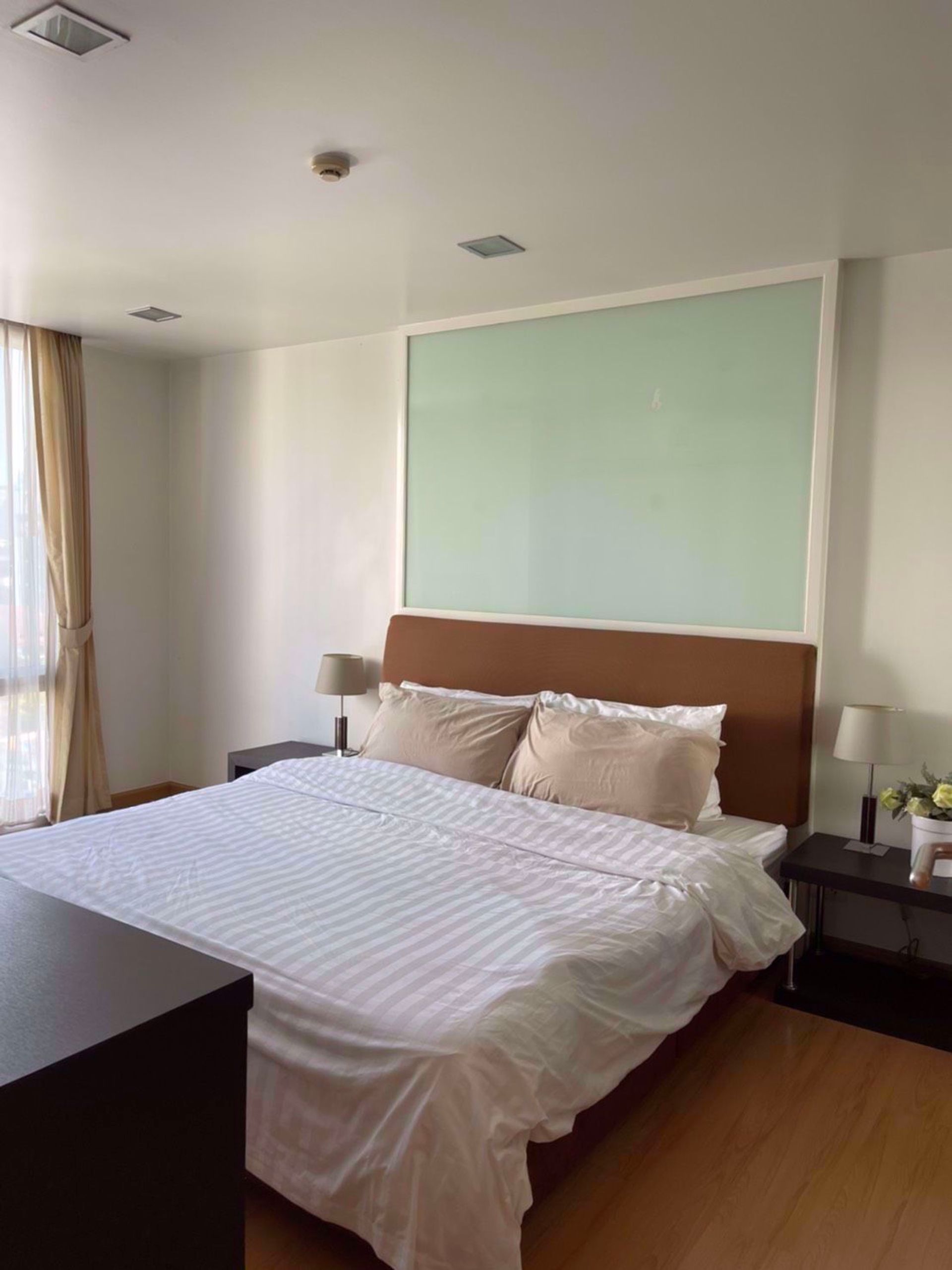 Condominium in Watthana, Krung Thep Maha Nakhon 12212370