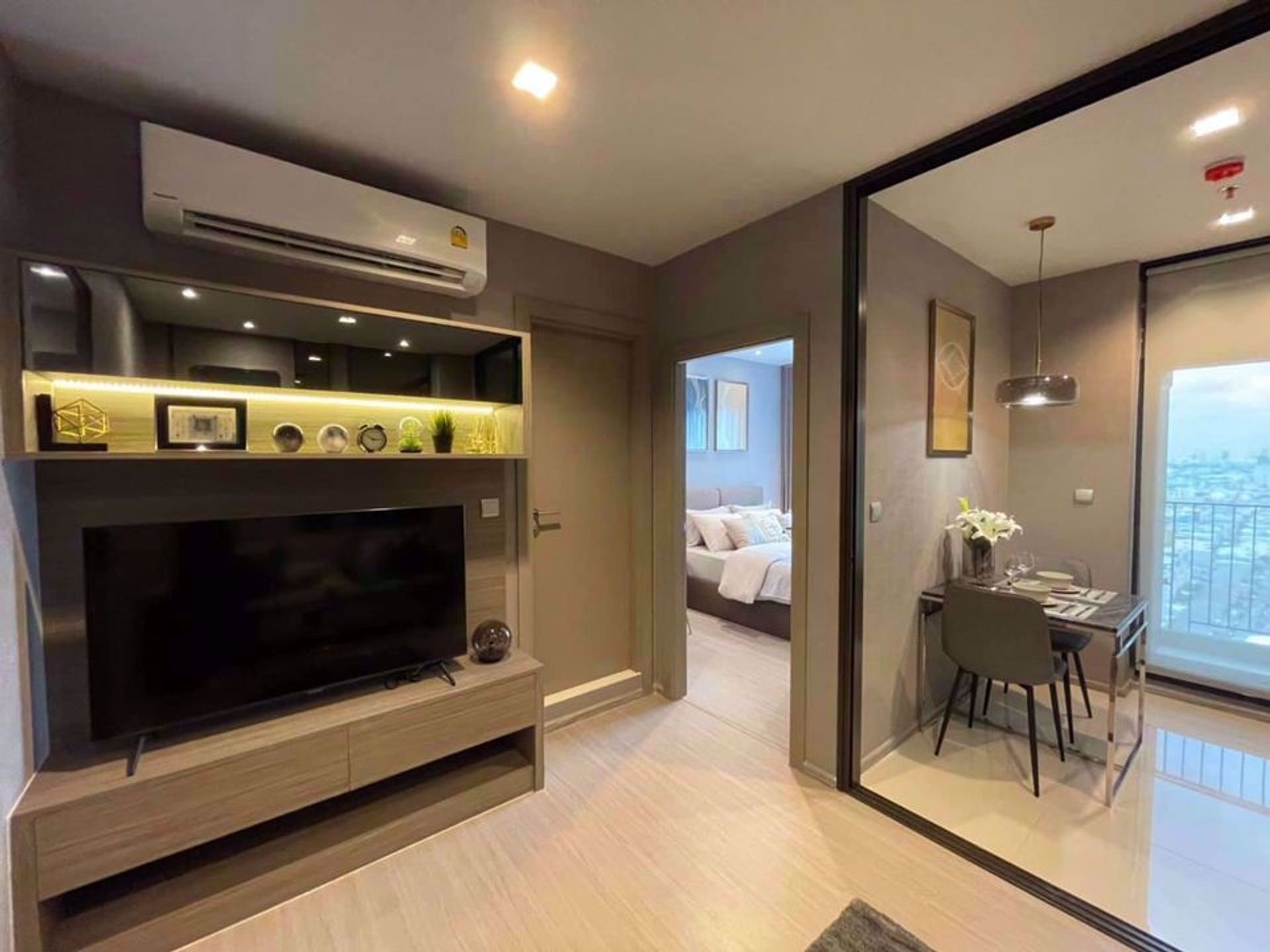 Condominio en Ban Na Song, Krung Thep Maha Nakhon 12212408