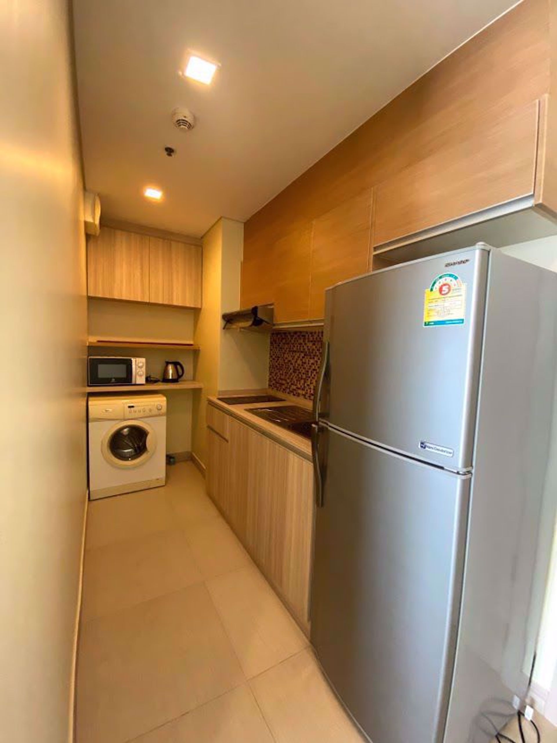 Condominium dans Phra Khanong, Krung Thep Maha Nakhon 12212432