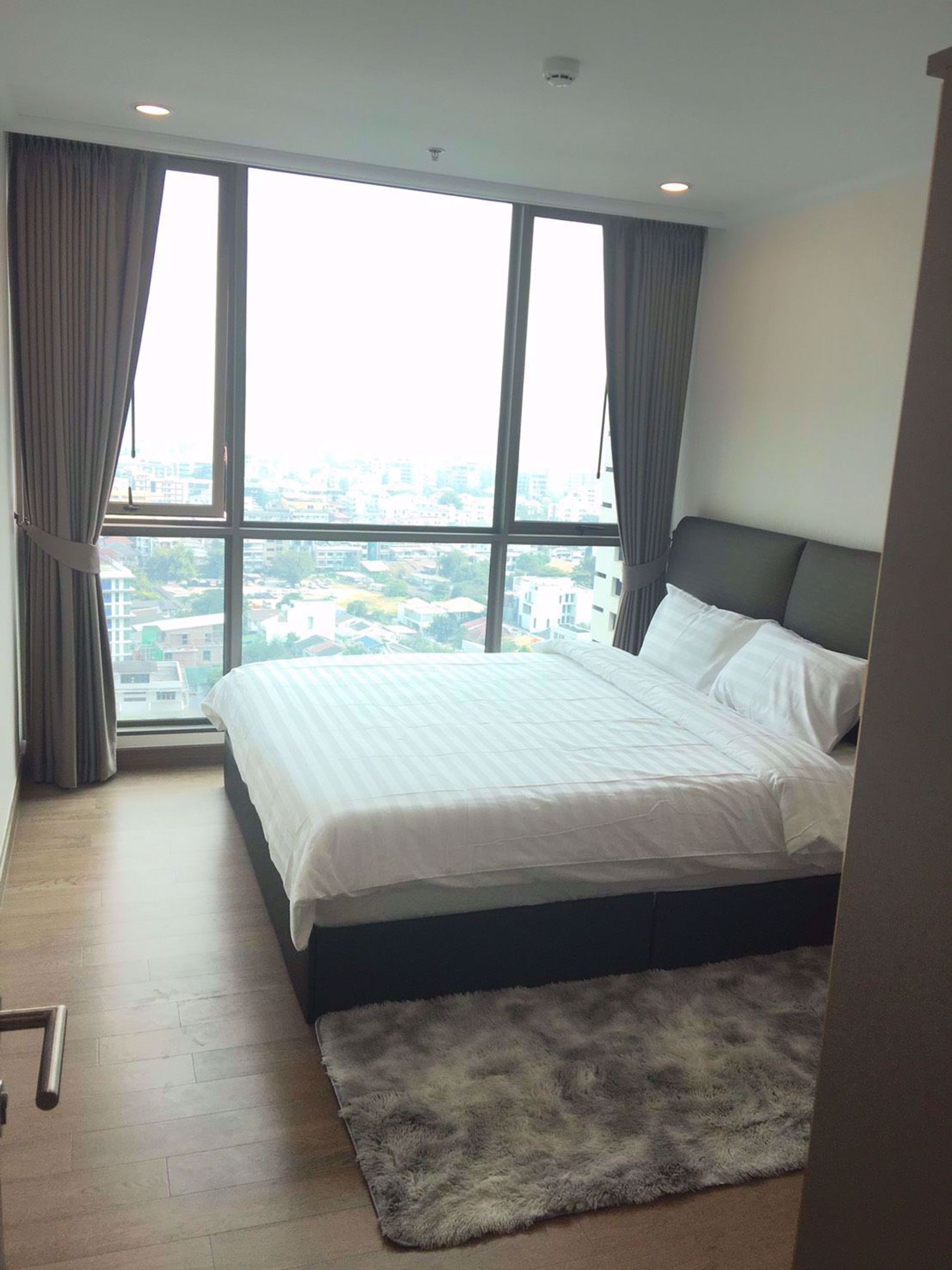 Condominium in Watthana, Krung Thep Maha Nakhon 12212437