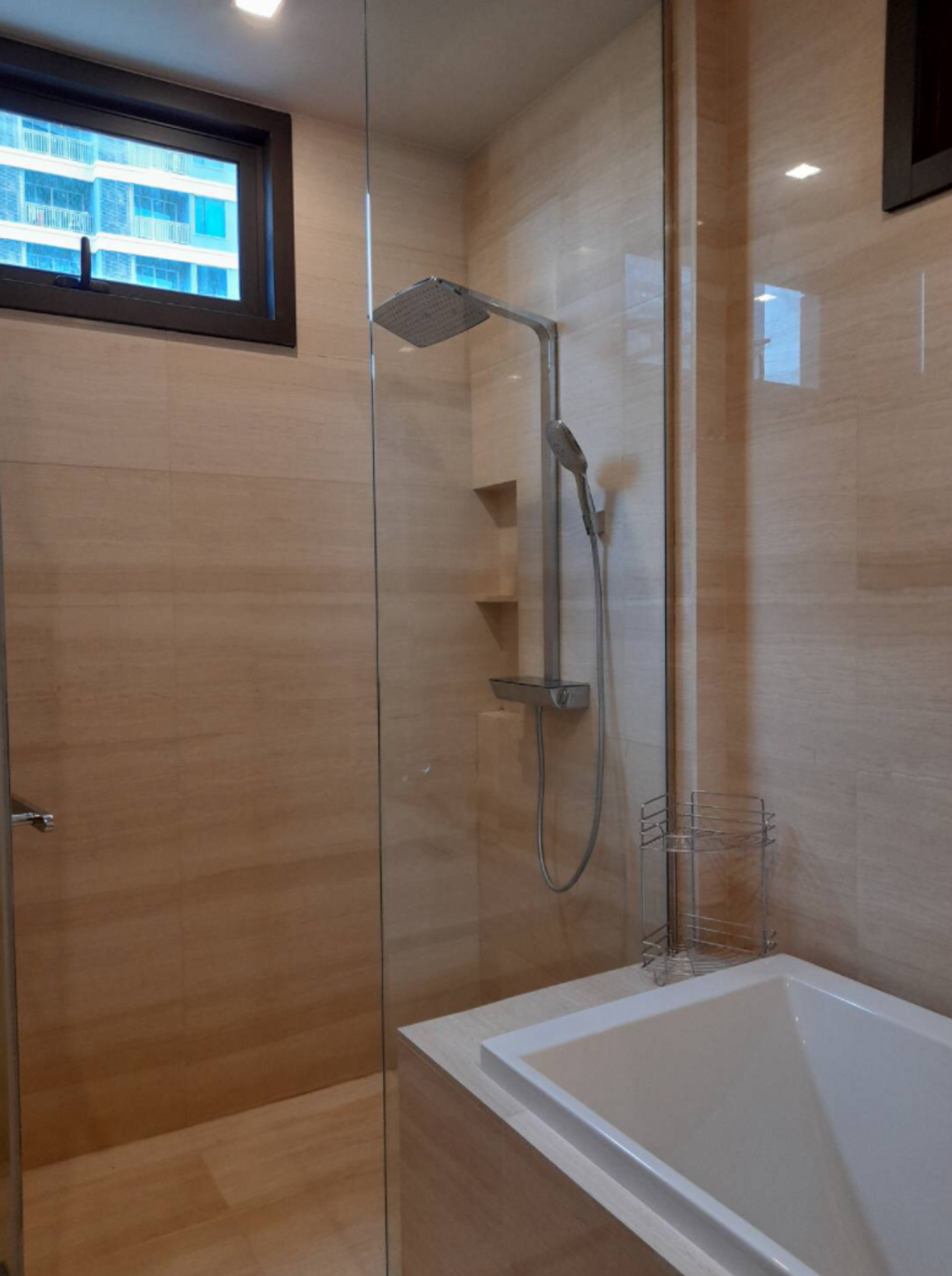 Condominium in Watthana, Krung Thep Maha Nakhon 12212527