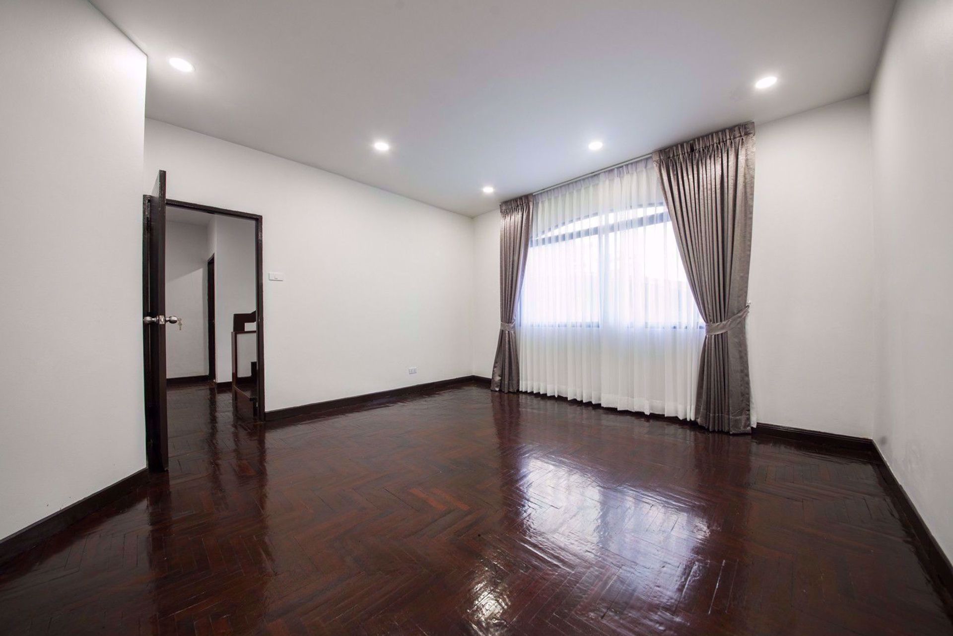 Hus i , Krung Thep Maha Nakhon 12212530