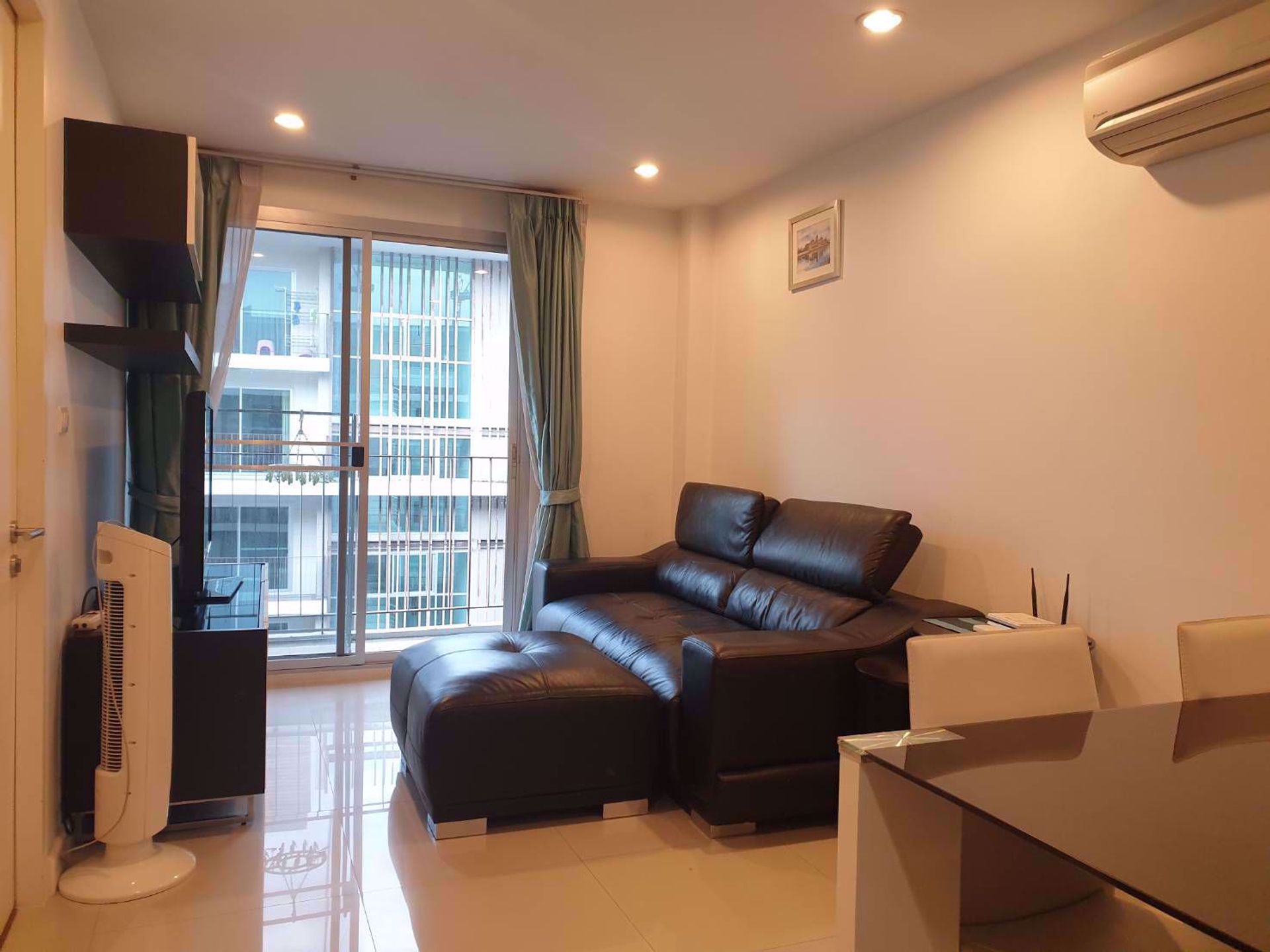 Condominium in Watthana, Krung Thep Maha Nakhon 12212584