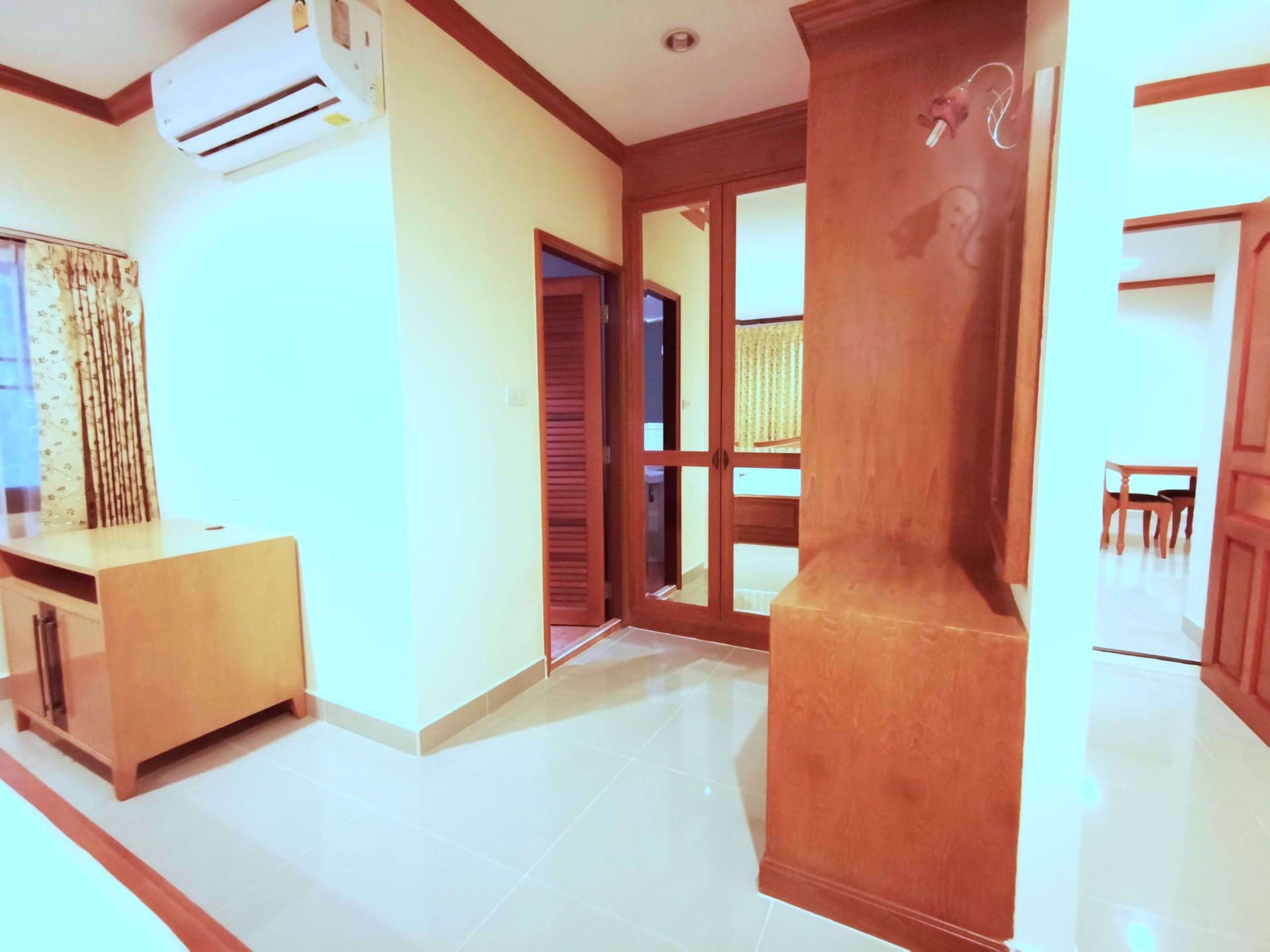 Condominium in Watthana, Krung Thep Maha Nakhon 12212619