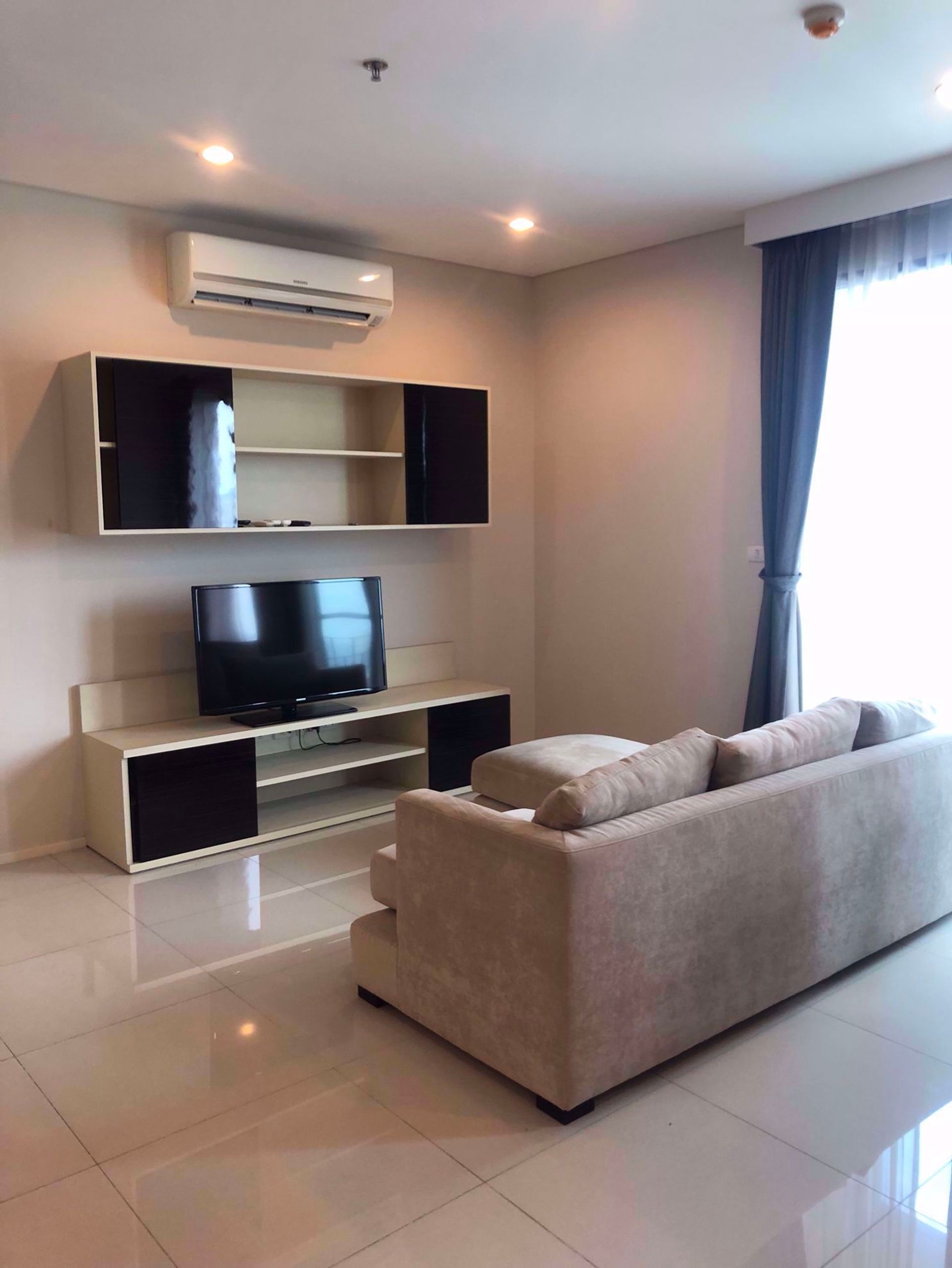 Condominium in Ban Na Song, Krung Thep Maha Nakhon 12212669