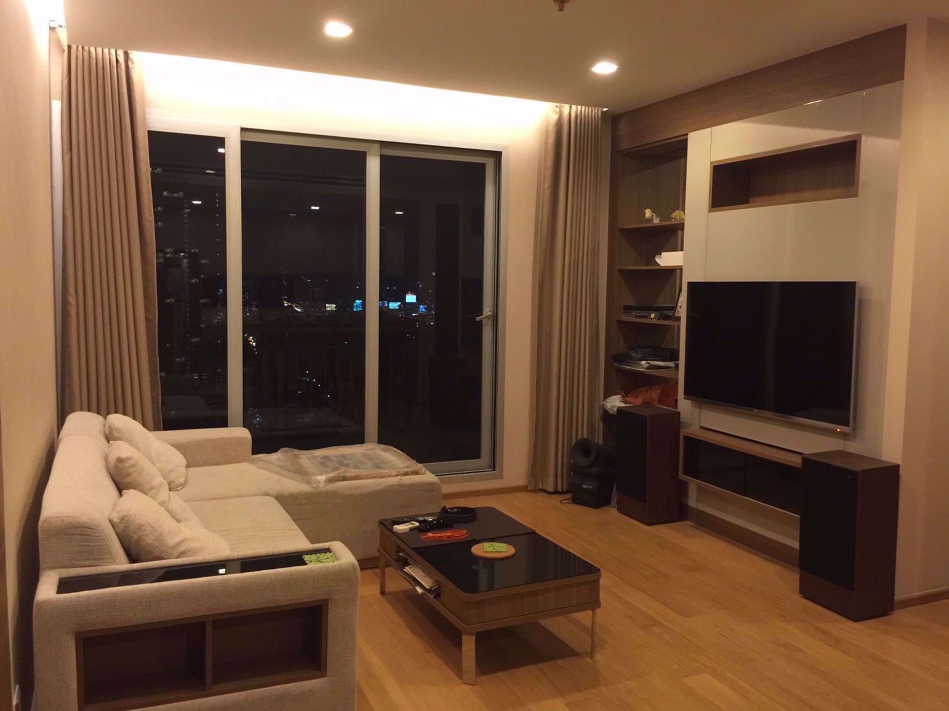 Condominio nel Ban Na canzone, Krung Thep Maha Nakhon 12212786