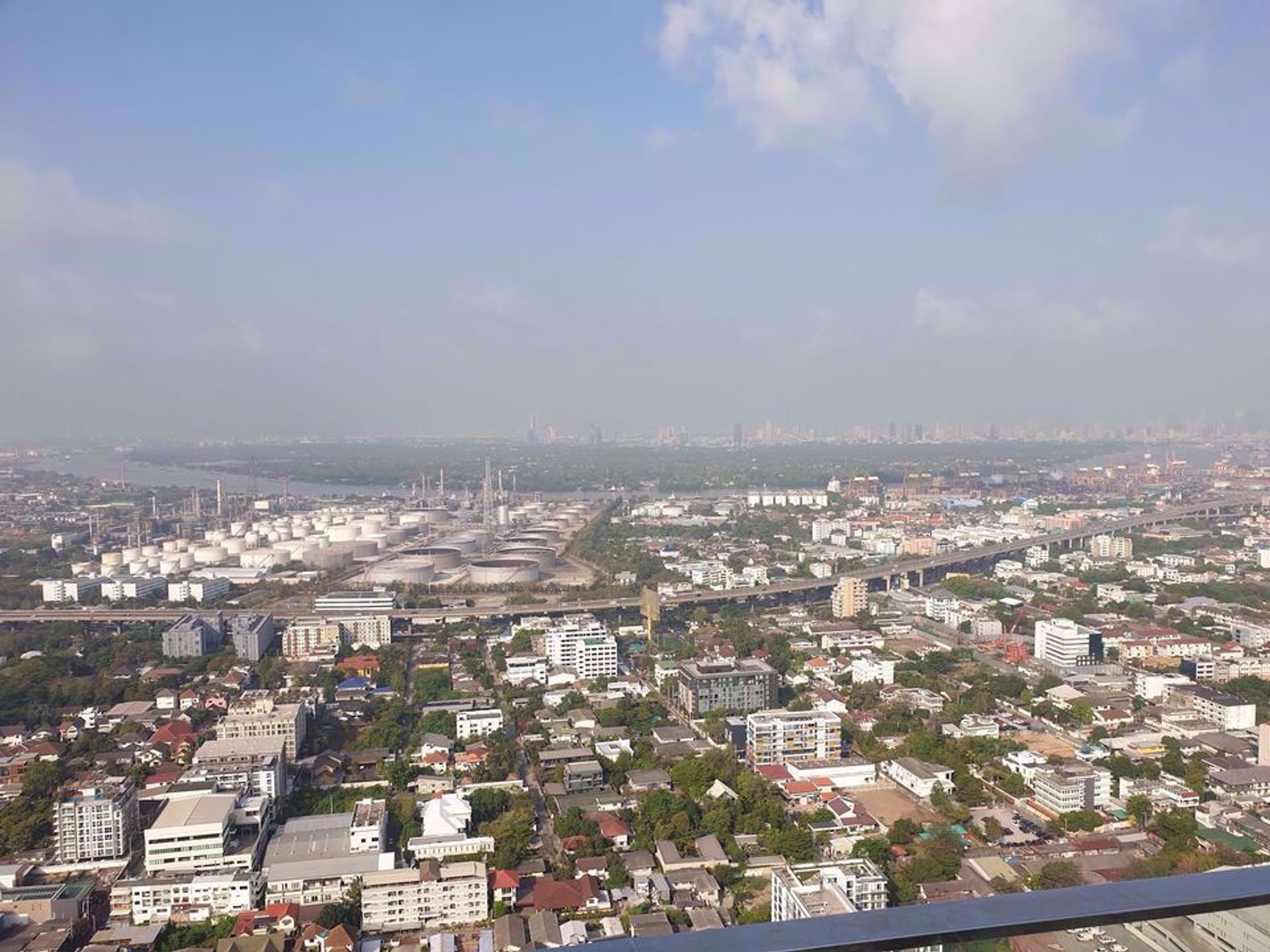 Osakehuoneisto sisään Phra Khanong, Krung Thep Maha Nakhon 12212827