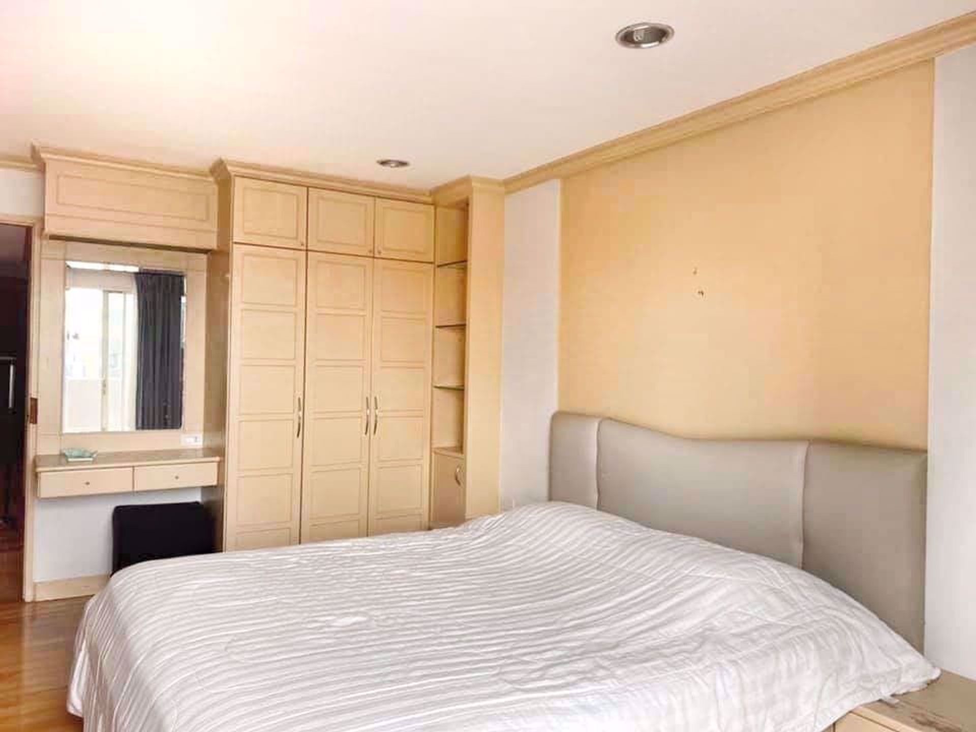 Condominium in Ratchathewi, Krung Thep Maha Nakhon 12212833