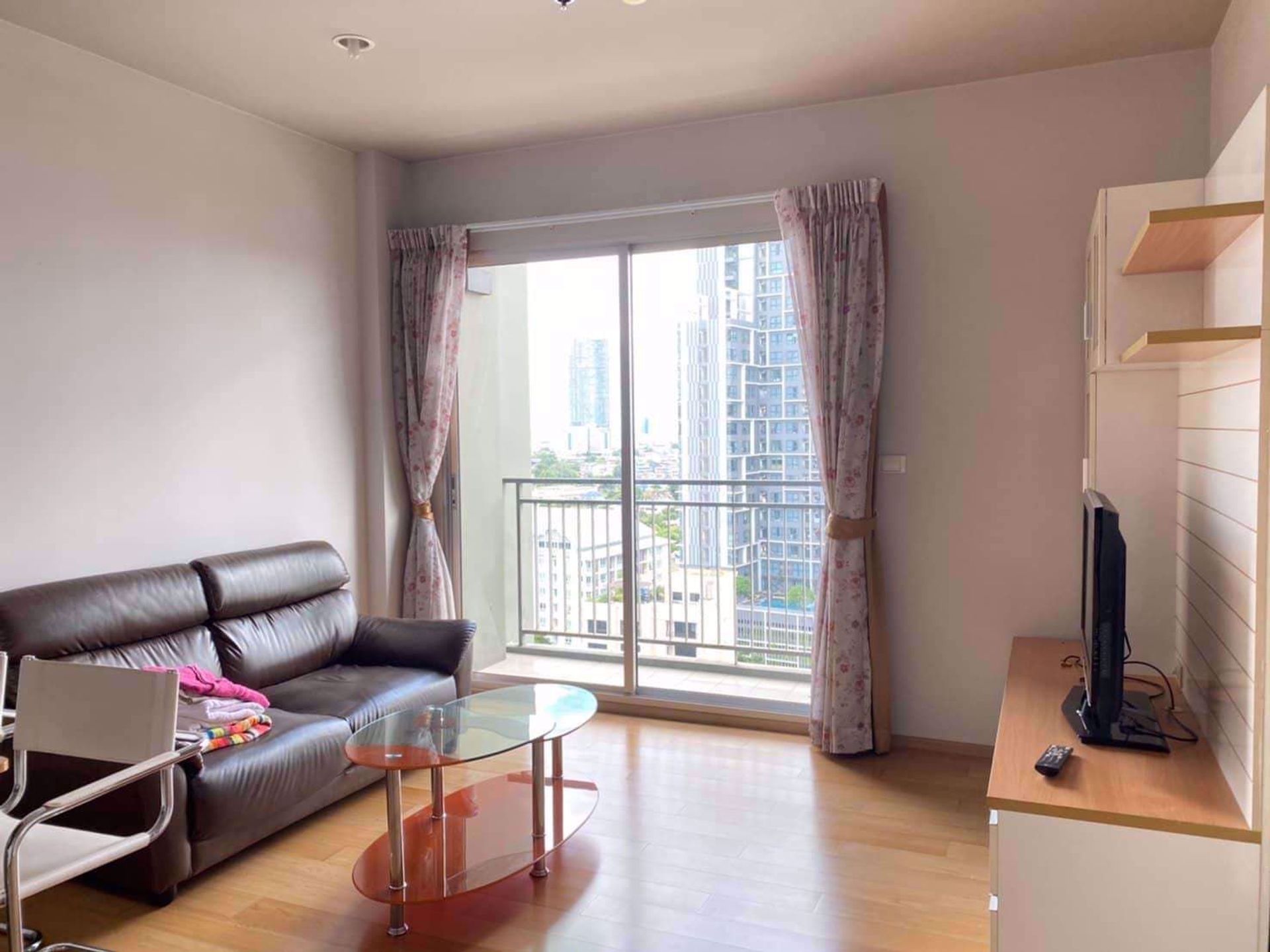 Condominium in Godown, Krung Thep Maha Nakhon 12212877