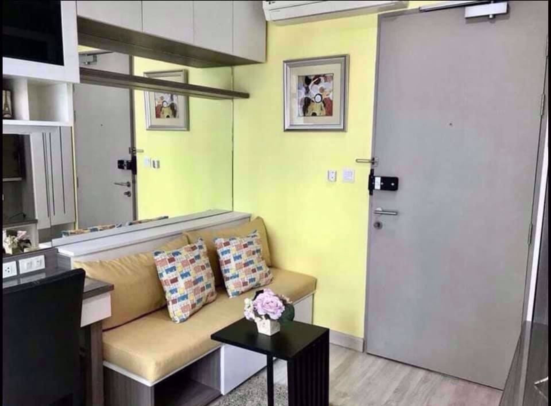 Condominio en Phra Khanong, Krung Thep Maha Nakhon 12212945