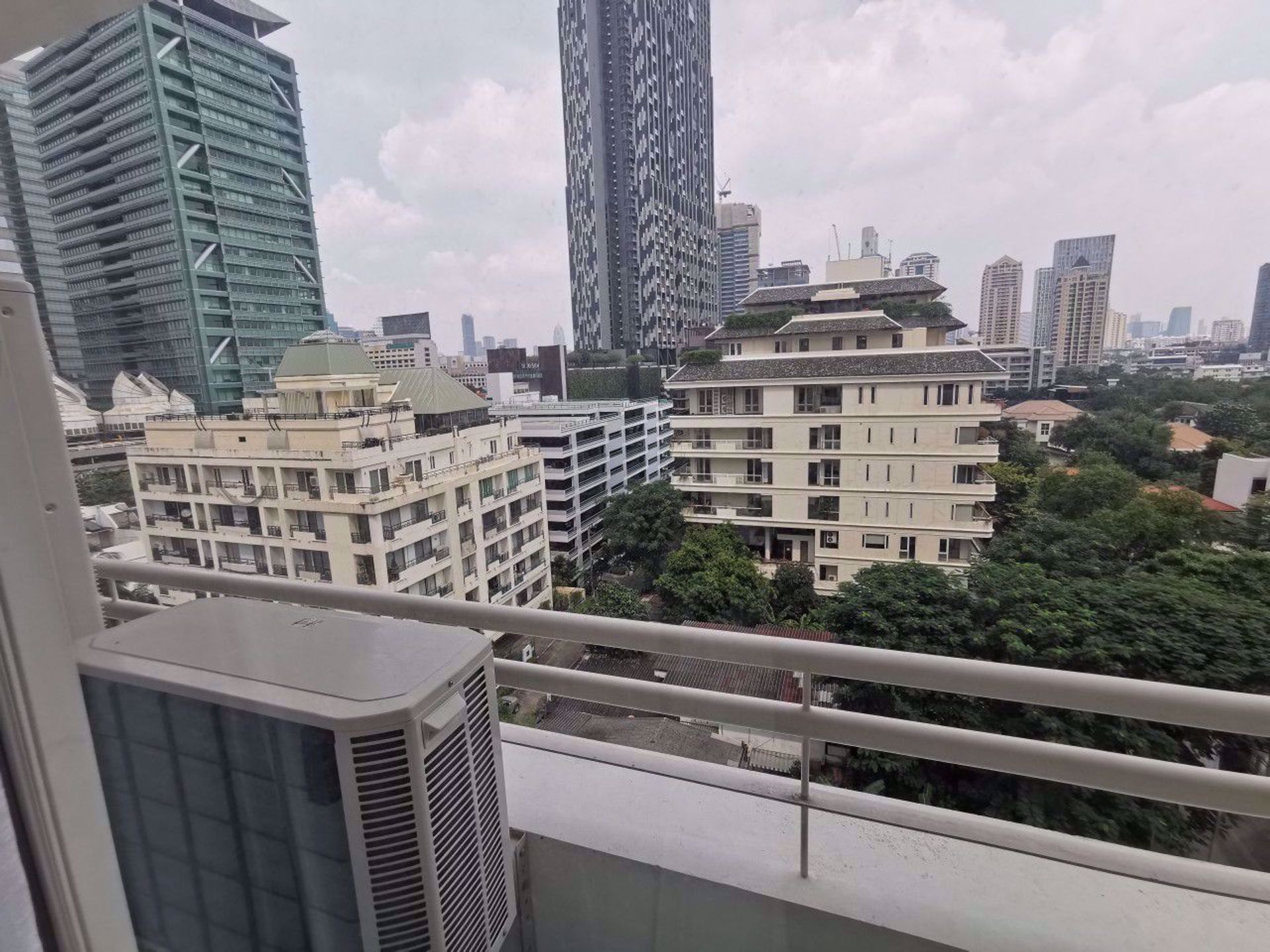 Condominium in , Krung Thep Maha Nakhon 12212947