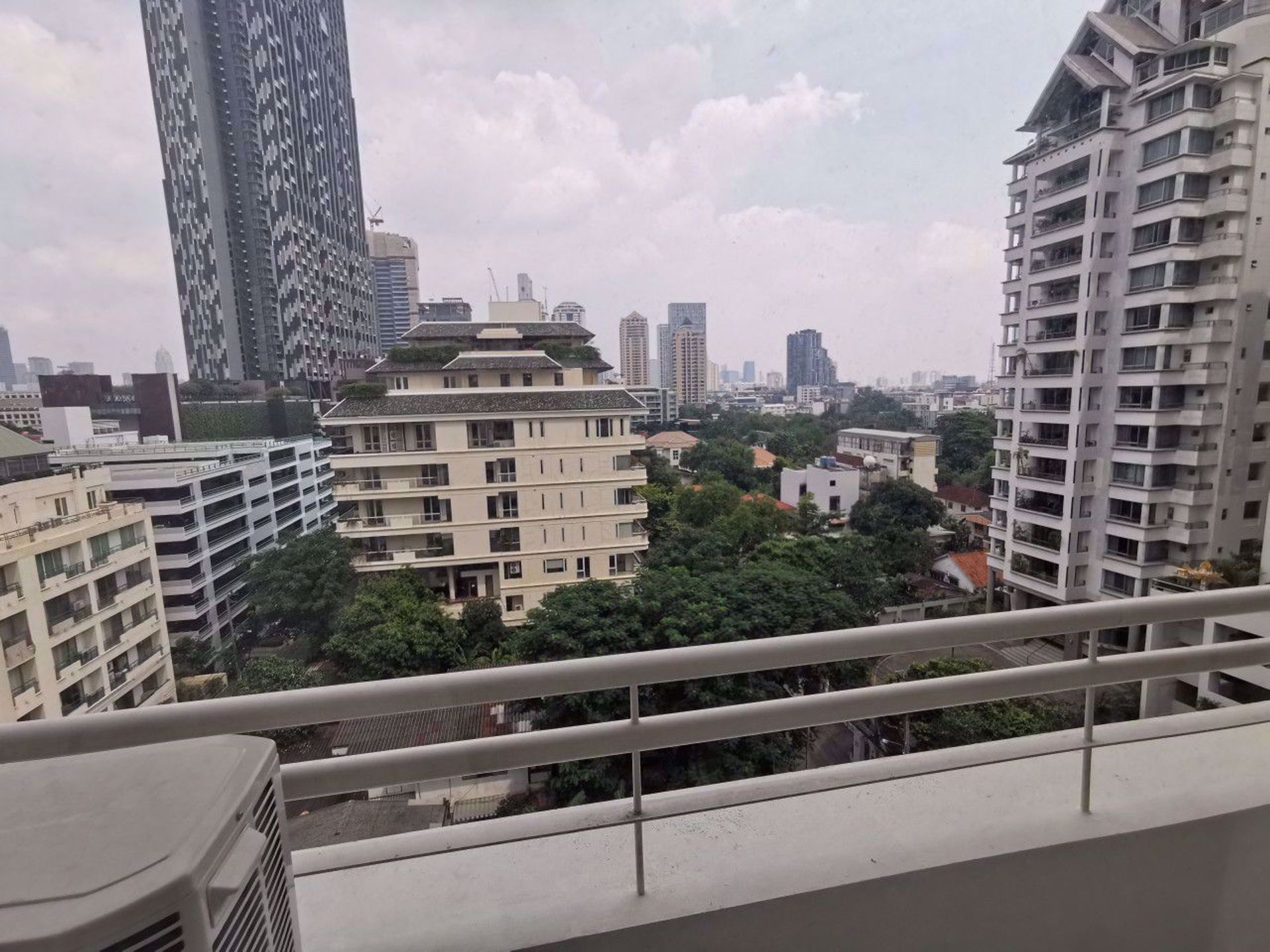 Condominium in , Krung Thep Maha Nakhon 12212947