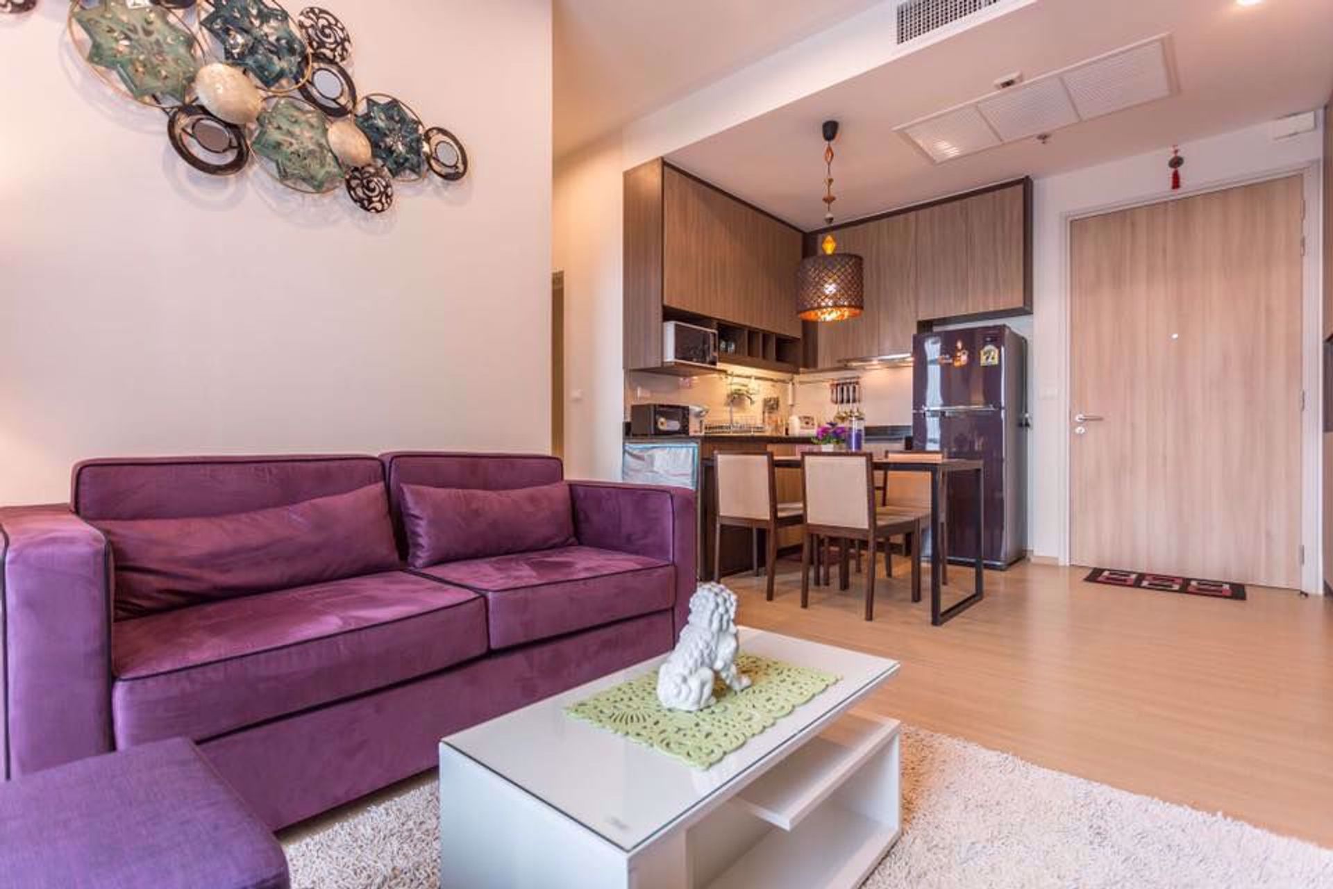 Condominium in Watthana, Krung Thep Maha Nakhon 12213025