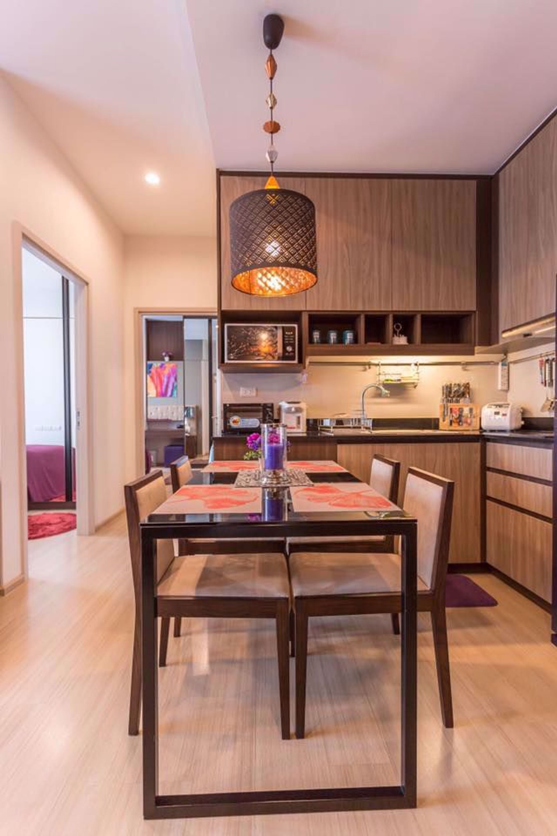 Condominium in Watthana, Krung Thep Maha Nakhon 12213025