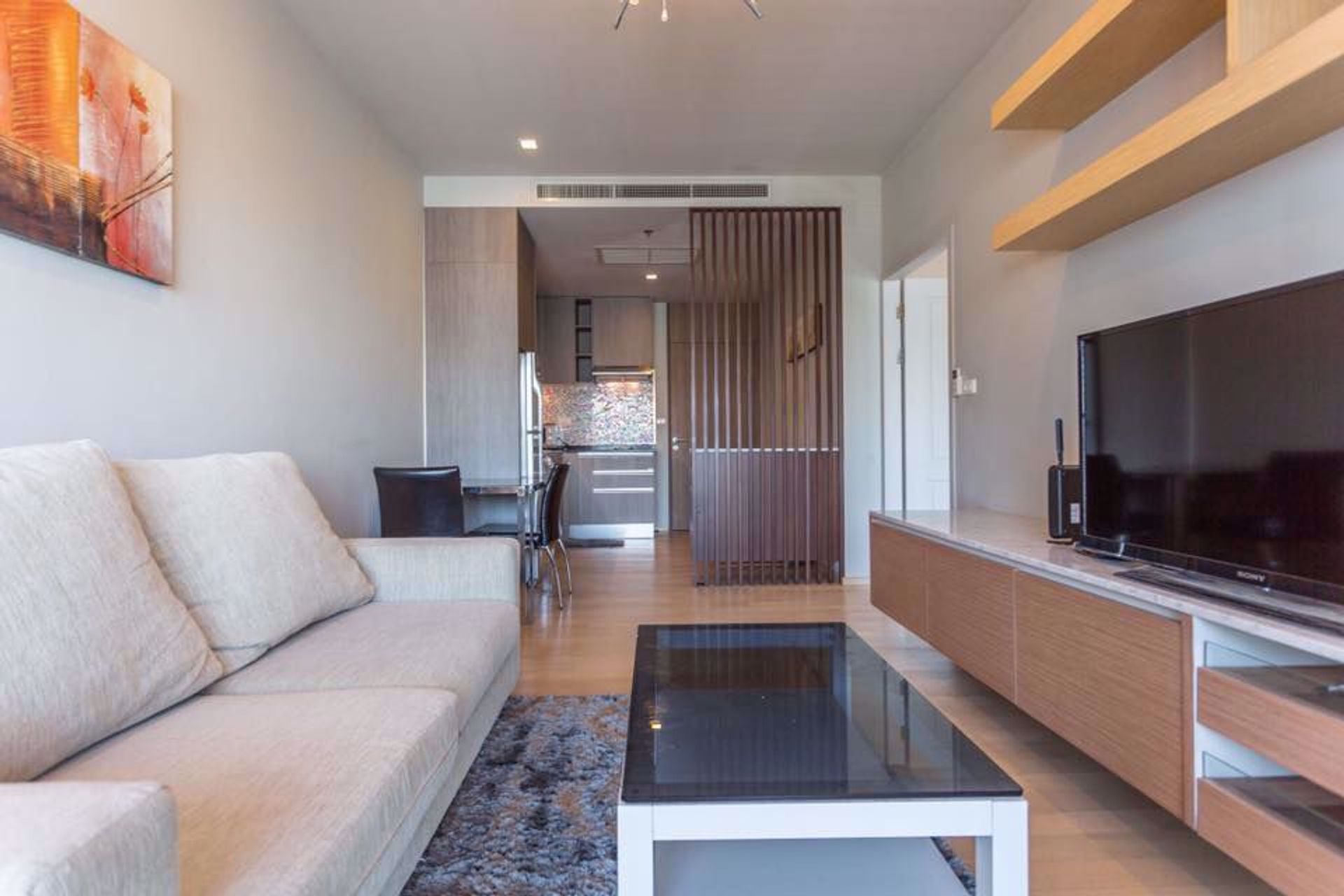 Condominium in Khlong Toei, Krung Thep Maha Nakhon 12213043