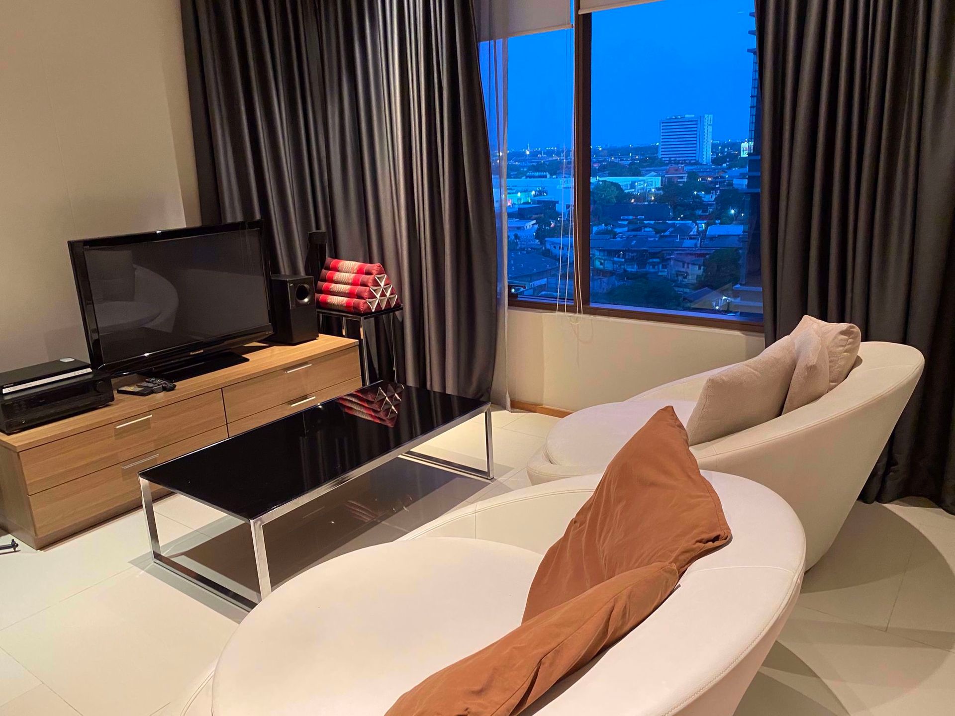 Condominium dans Khlong Toei, Krung Thep Maha Nakhon 12213386