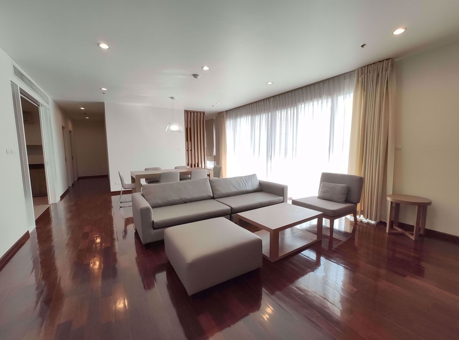 Condominium in Watthana, Krung Thep Maha Nakhon 12213426