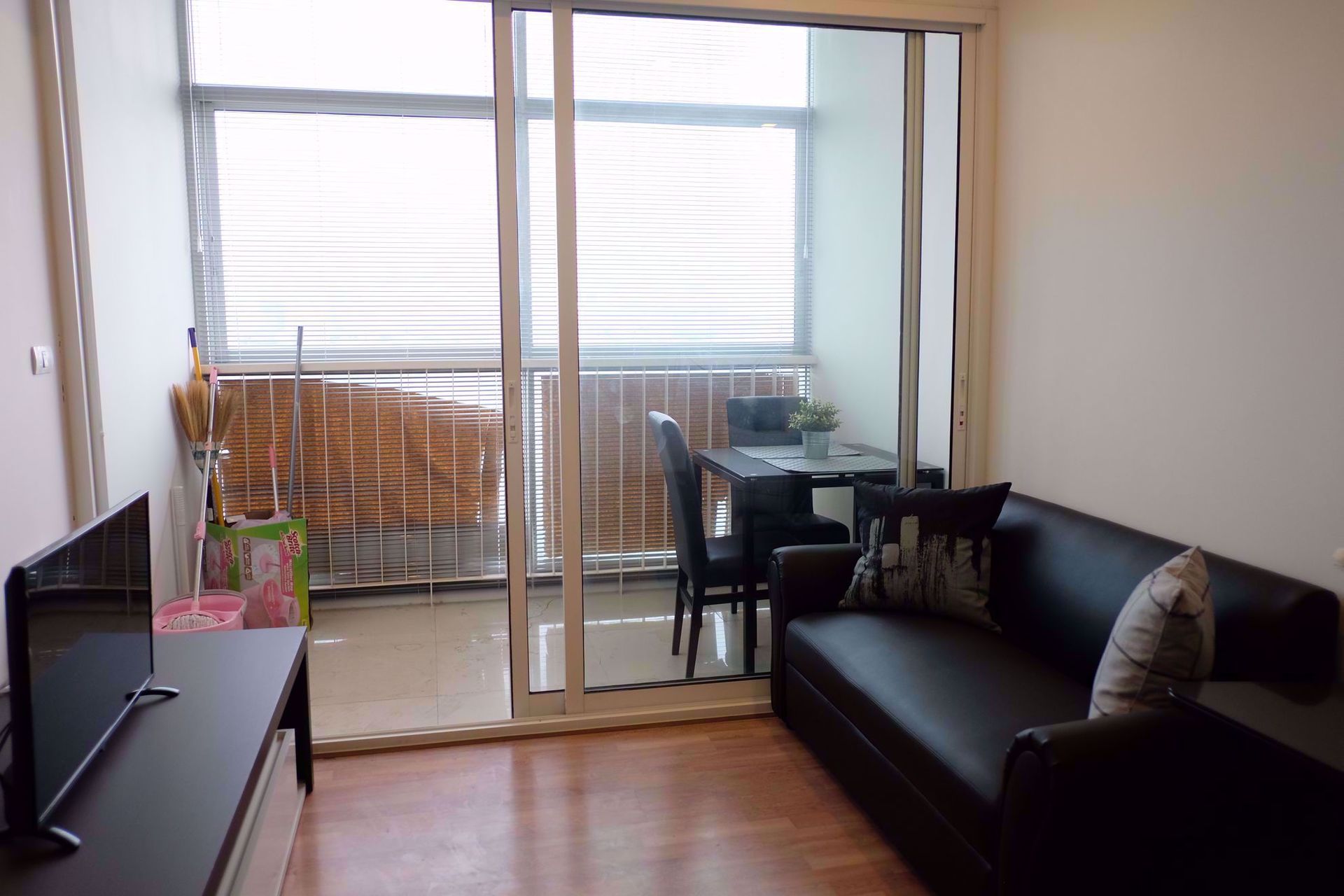 Condominio en Ban Khlong Samrong, Samut Prakan 12213445